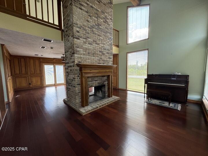 Image 8 For 833 Pierson Drive