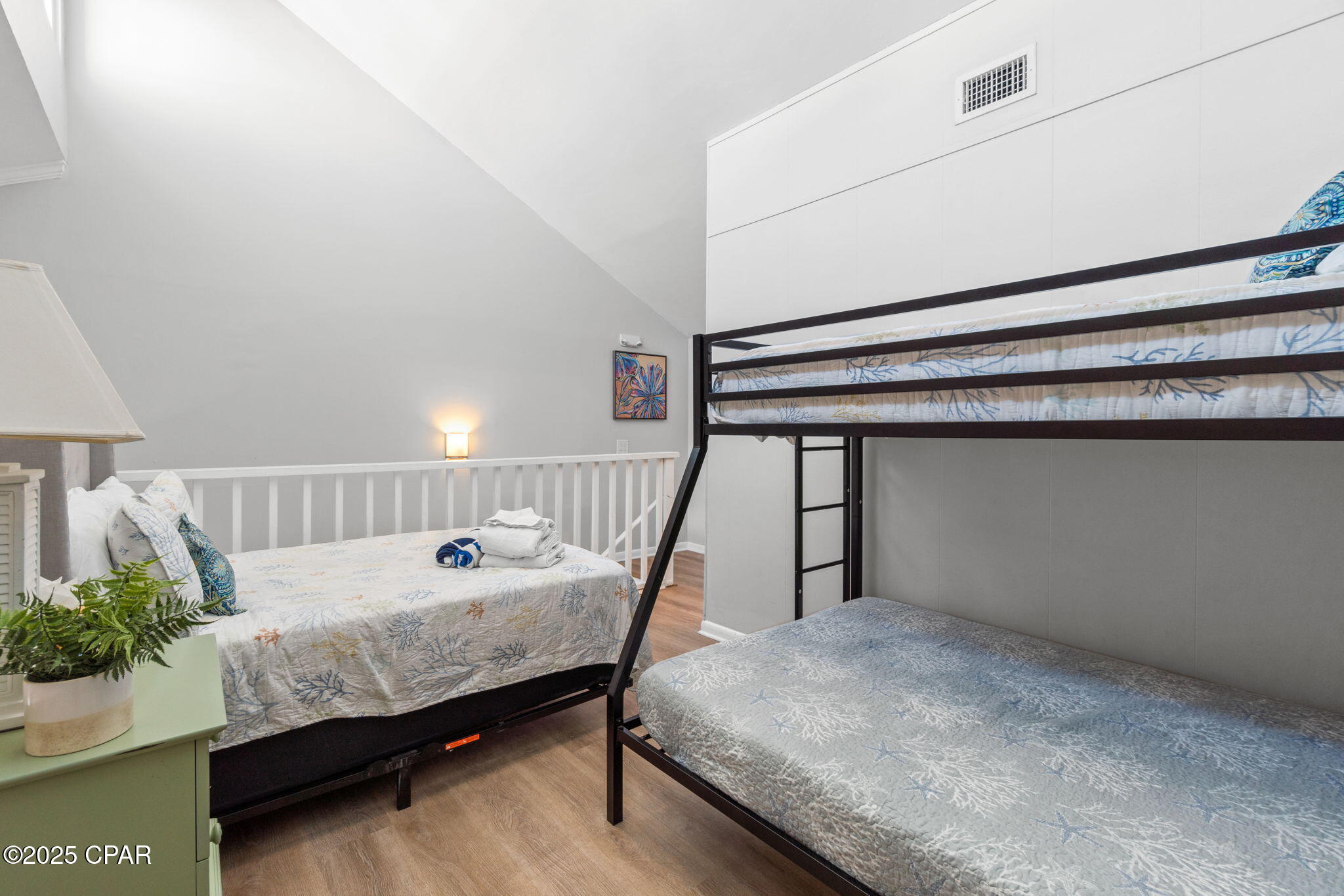 Image 23 For 17670 Front Beach Road K7