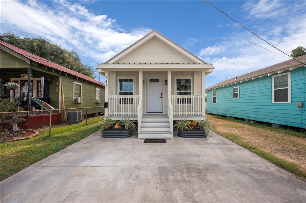 Homes for sale in Harvey, LA | 816 2Nd Ave, Harvey, LA 70058 | MLS# 2524002