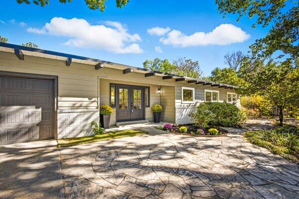 Homes for sale in Corrales, NM | 140 Ranchitos Rd, Corrales, NM 87048 | MLS# 1092178