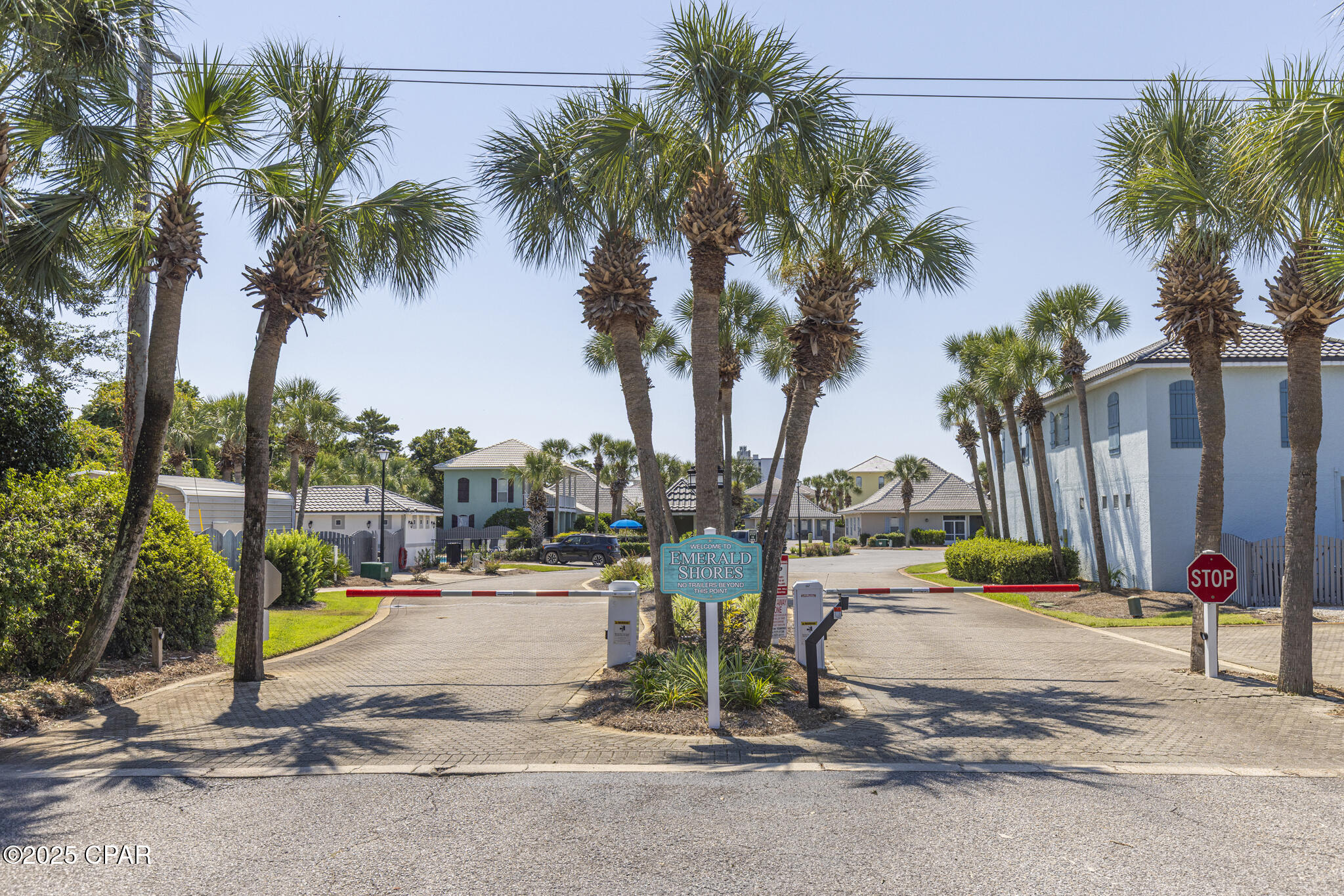 Listing photo id 53 for 21 Onyx Cove