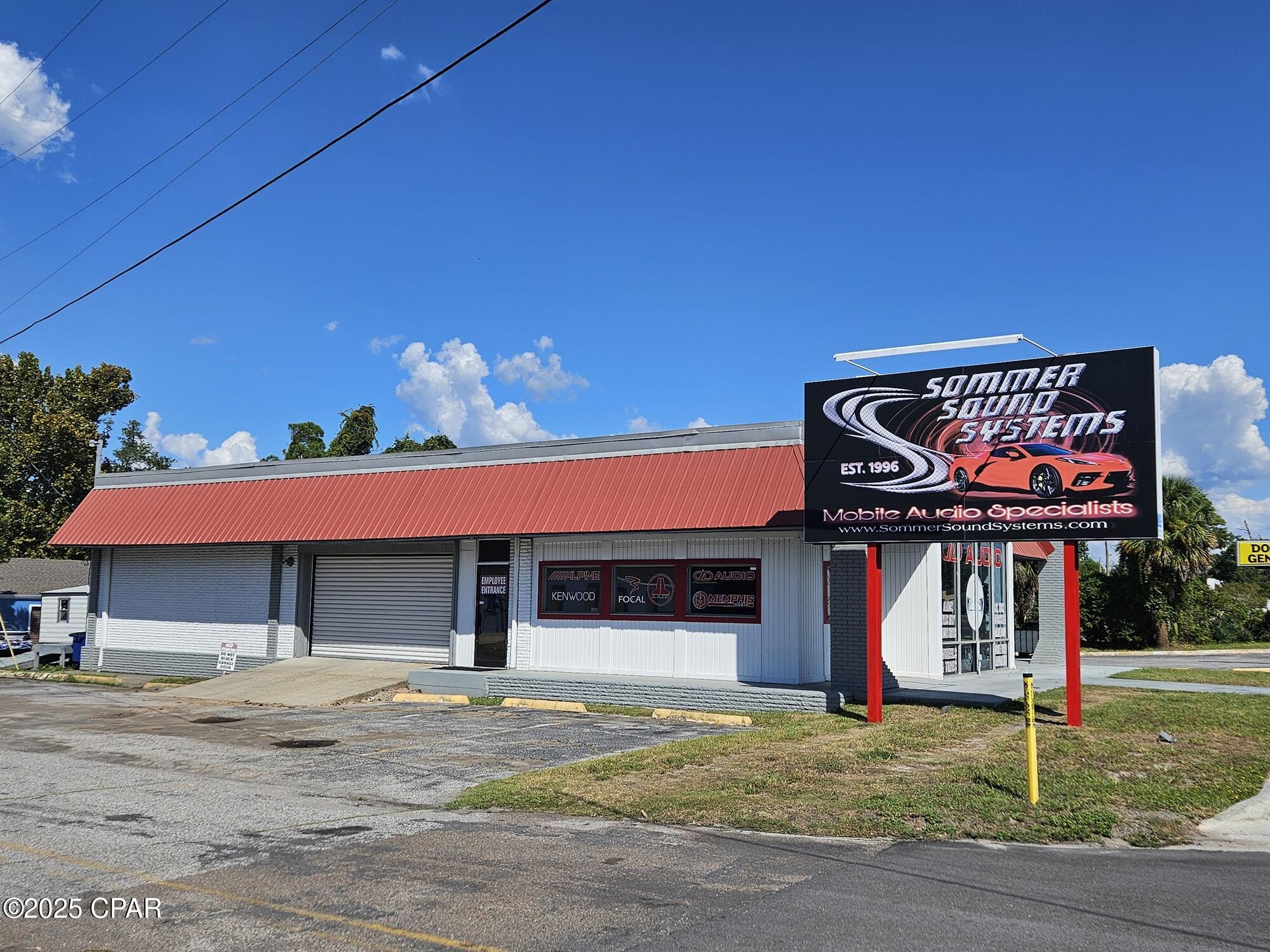 Listing photo id 10 for 4018 Hwy 98  