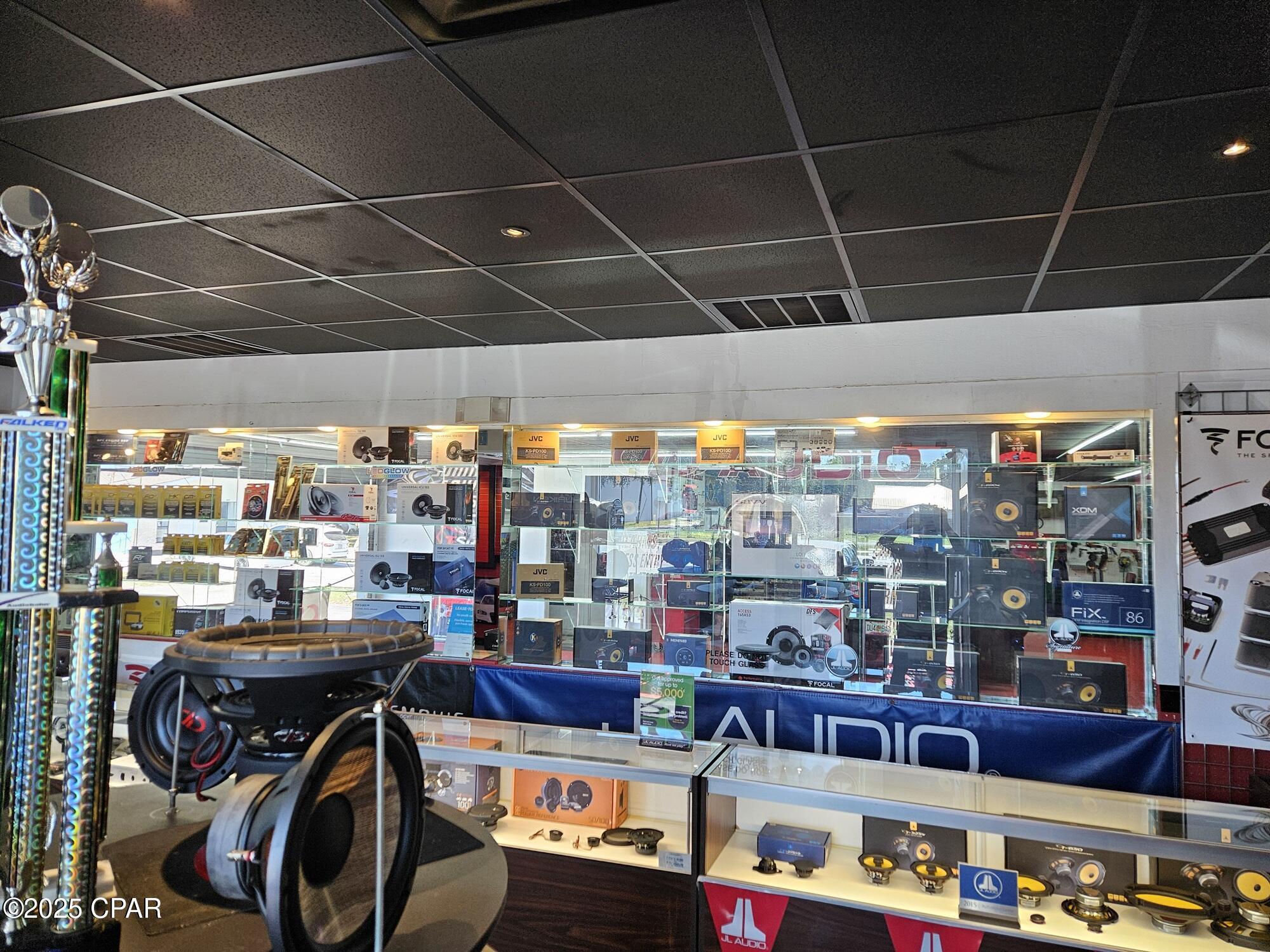 Image 19 For 4018 18th  