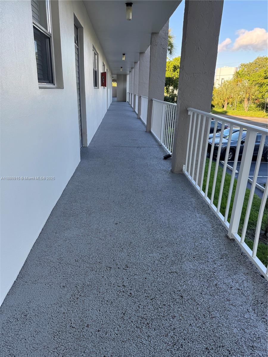 Sunrise Lakes 46 Condo