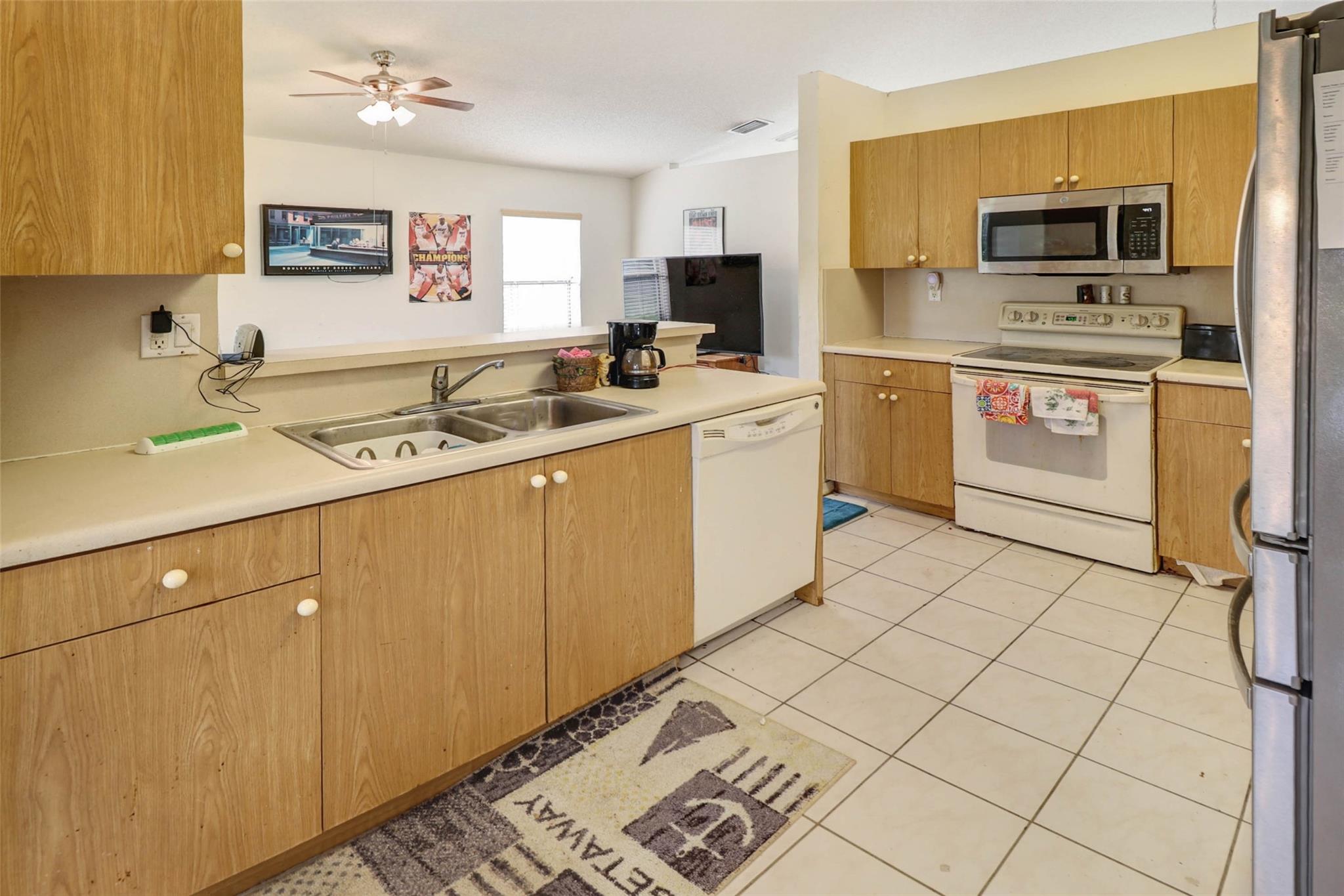 Homes for sale in Coral Springs, FL | 12250 Nw 57Th St, Coral Springs, FL 33076 | MLS# F10528691