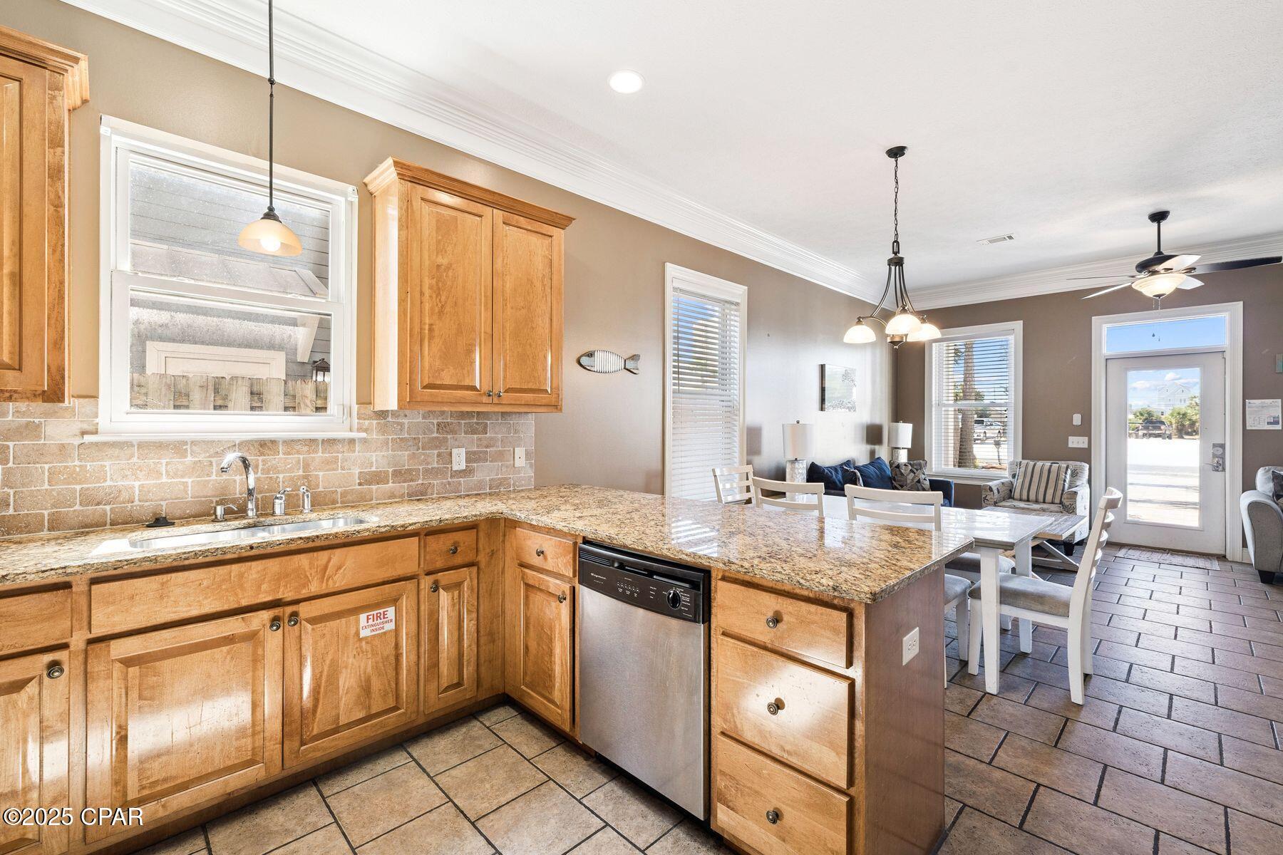 Image 12 For 6730 Beach Drive