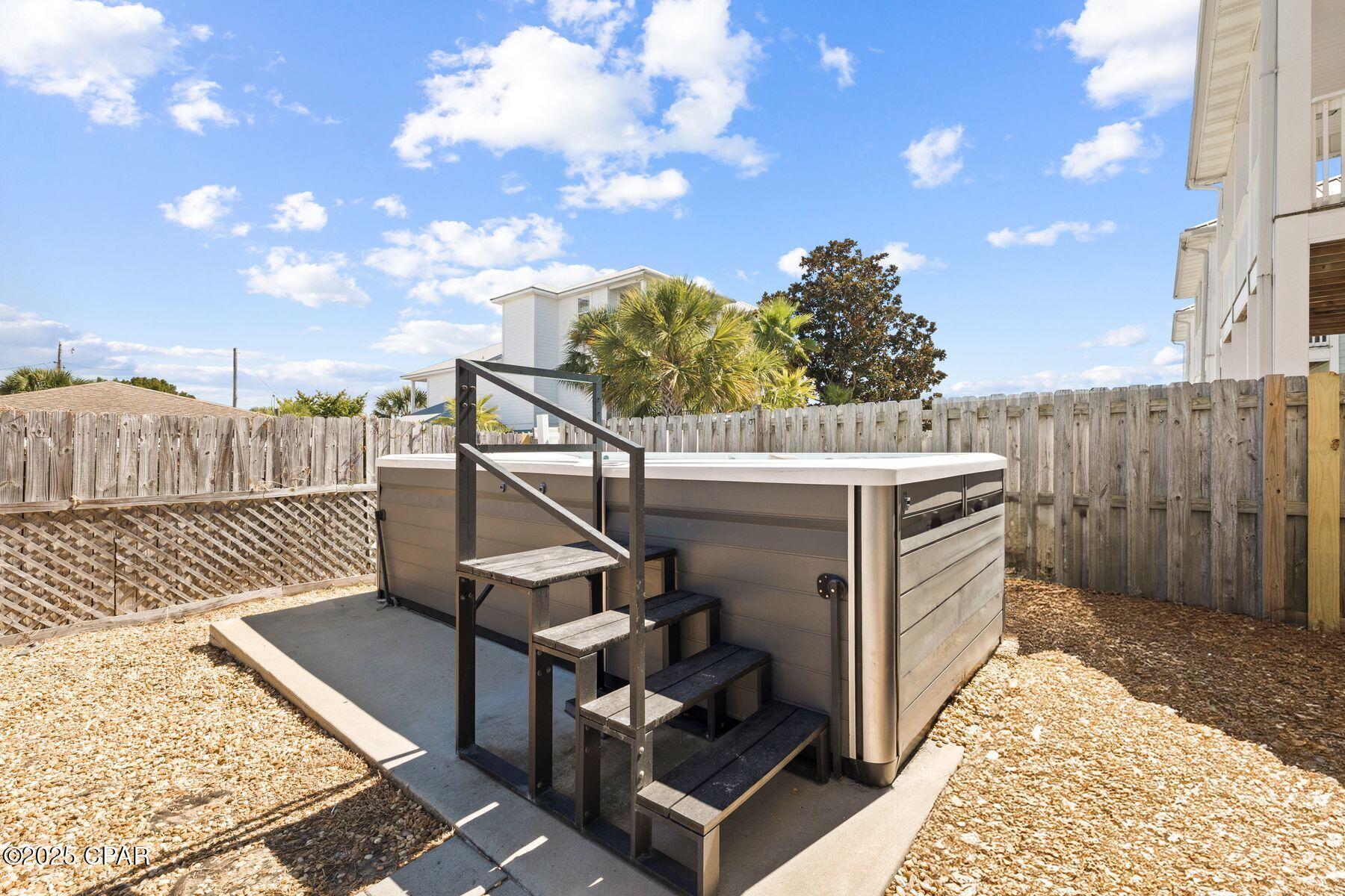 Image 20 For 6730 Beach Drive