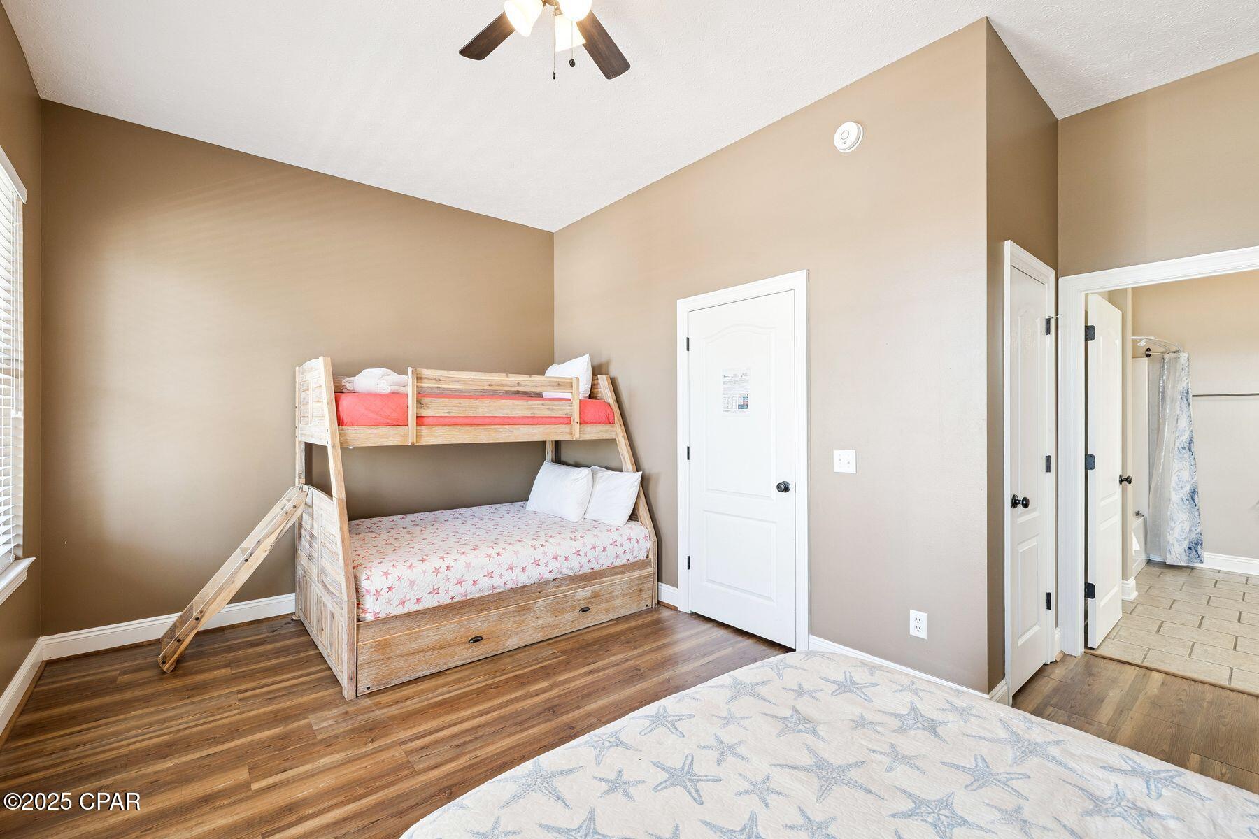 Image 24 For 6730 Beach Drive