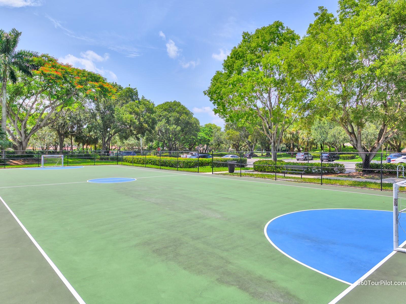 Homes for sale in Weston, FL | 4032 Pinewood Ln, Weston, FL 33331 | MLS# F10529208