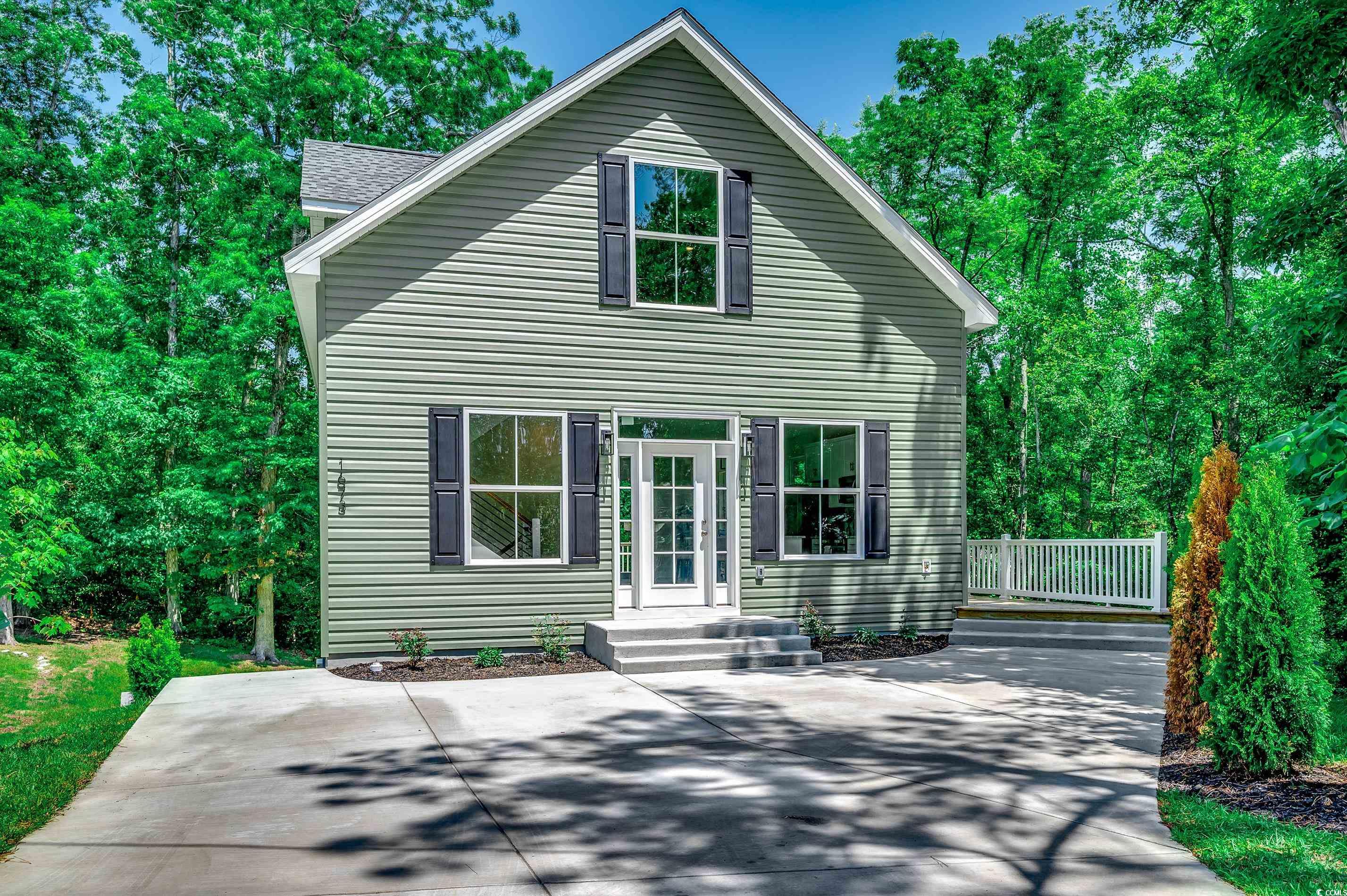 1673 Carriage Ln. Little River, SC 29566