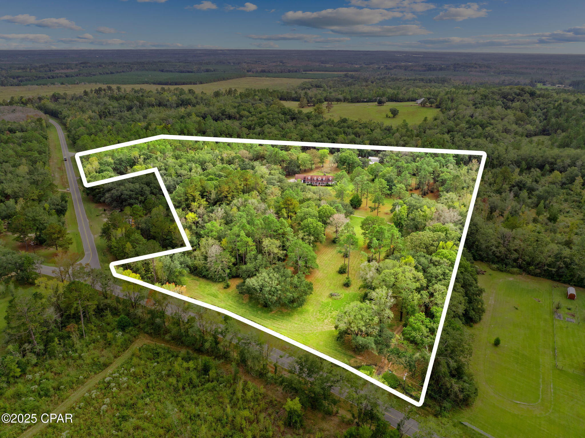 Image 5 For 5563 Douglas Ferry Road