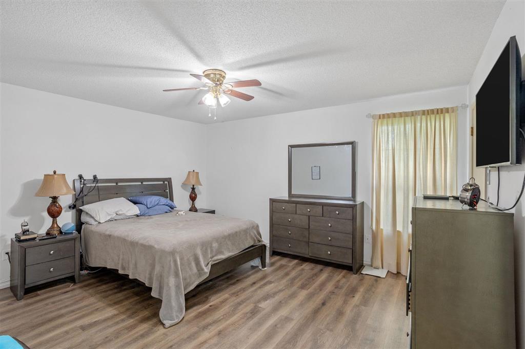 1822 N Tallow Wood Drive — photo 4