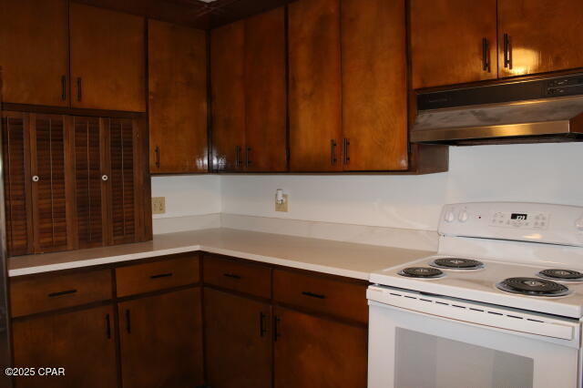 Listing photo id 26 for 15003 Bass Drive