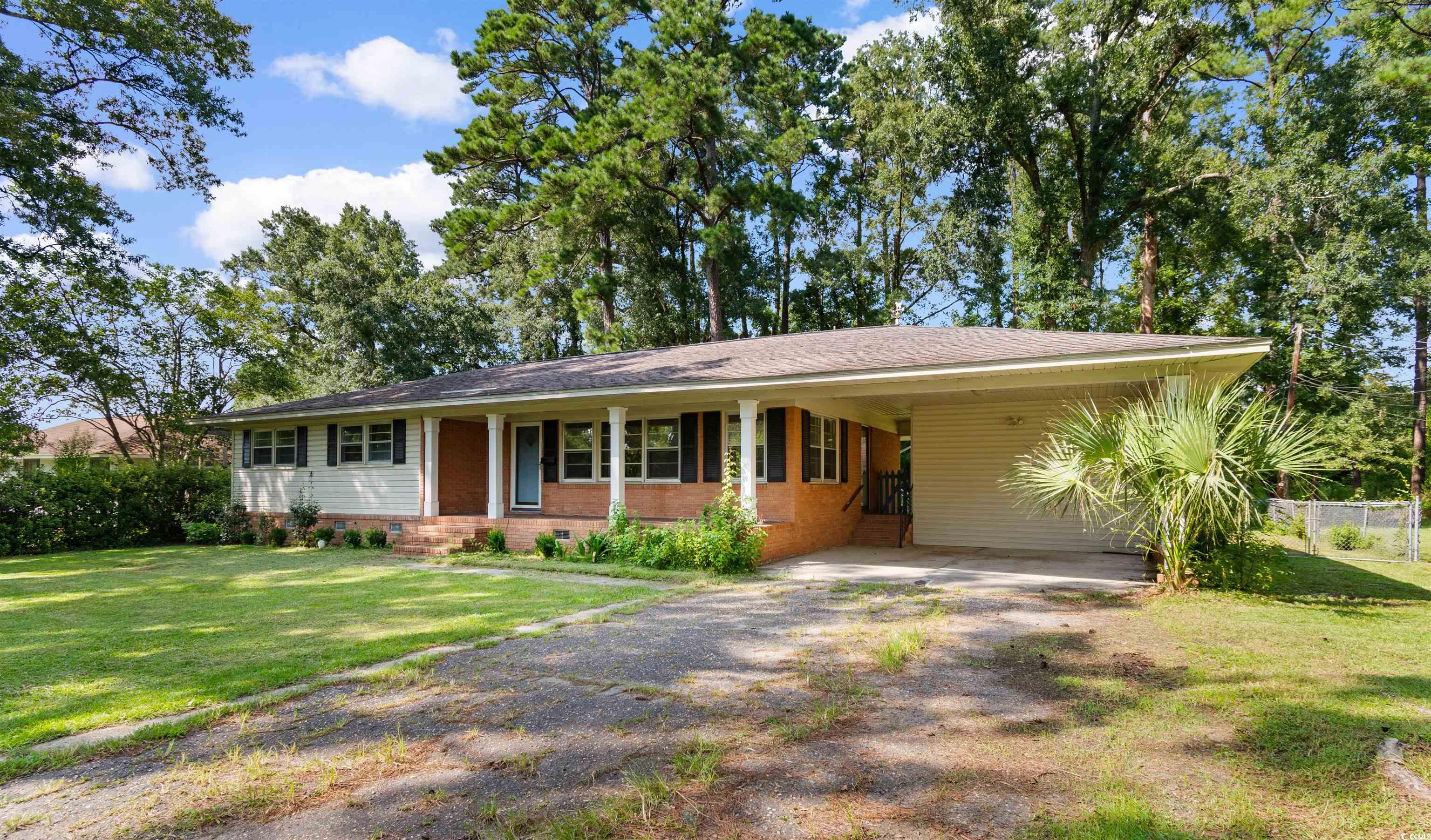 1706 Sherwood Dr. Conway, SC 29526