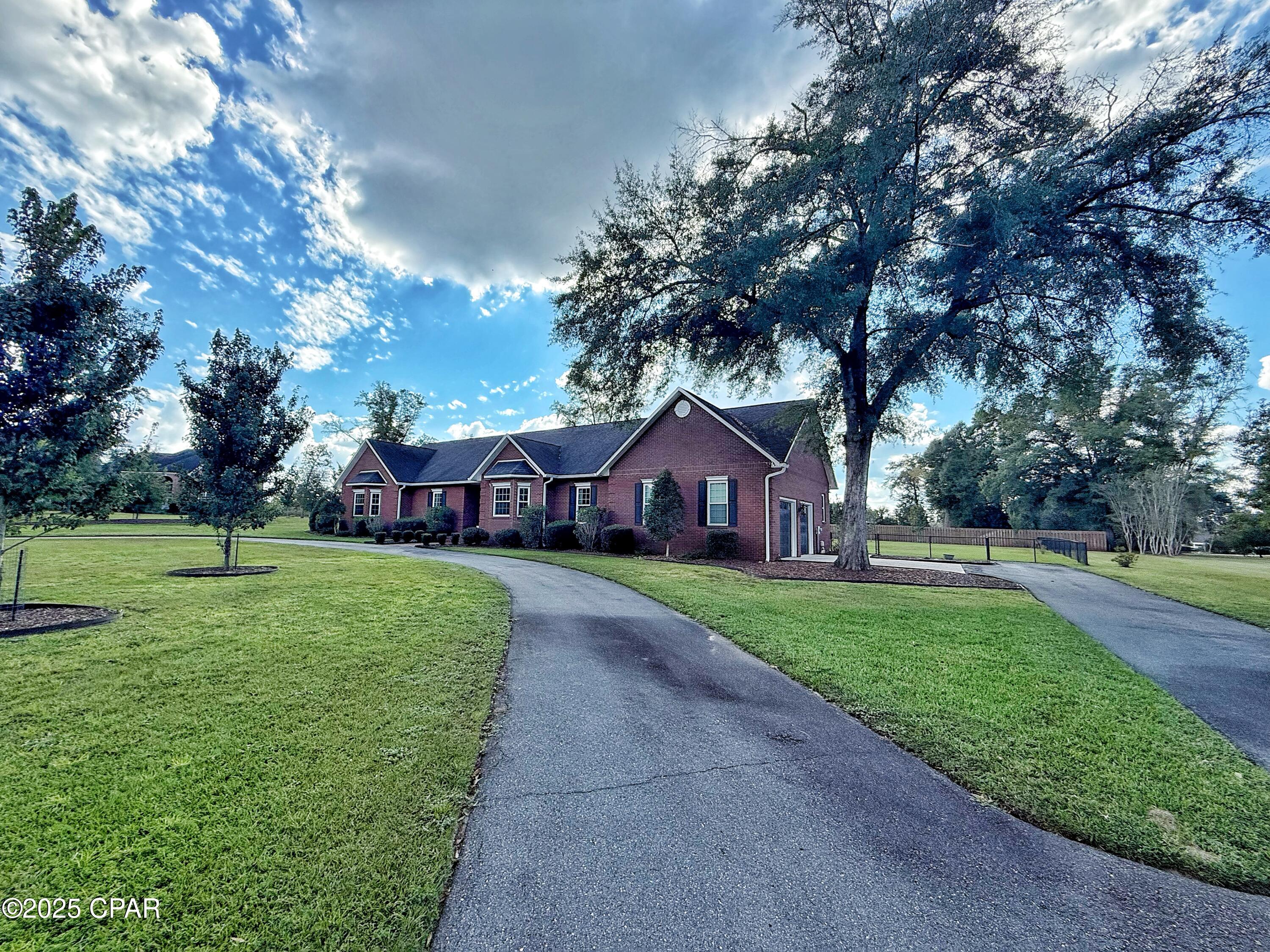 Image 2 For 4559 Red Oak Trace