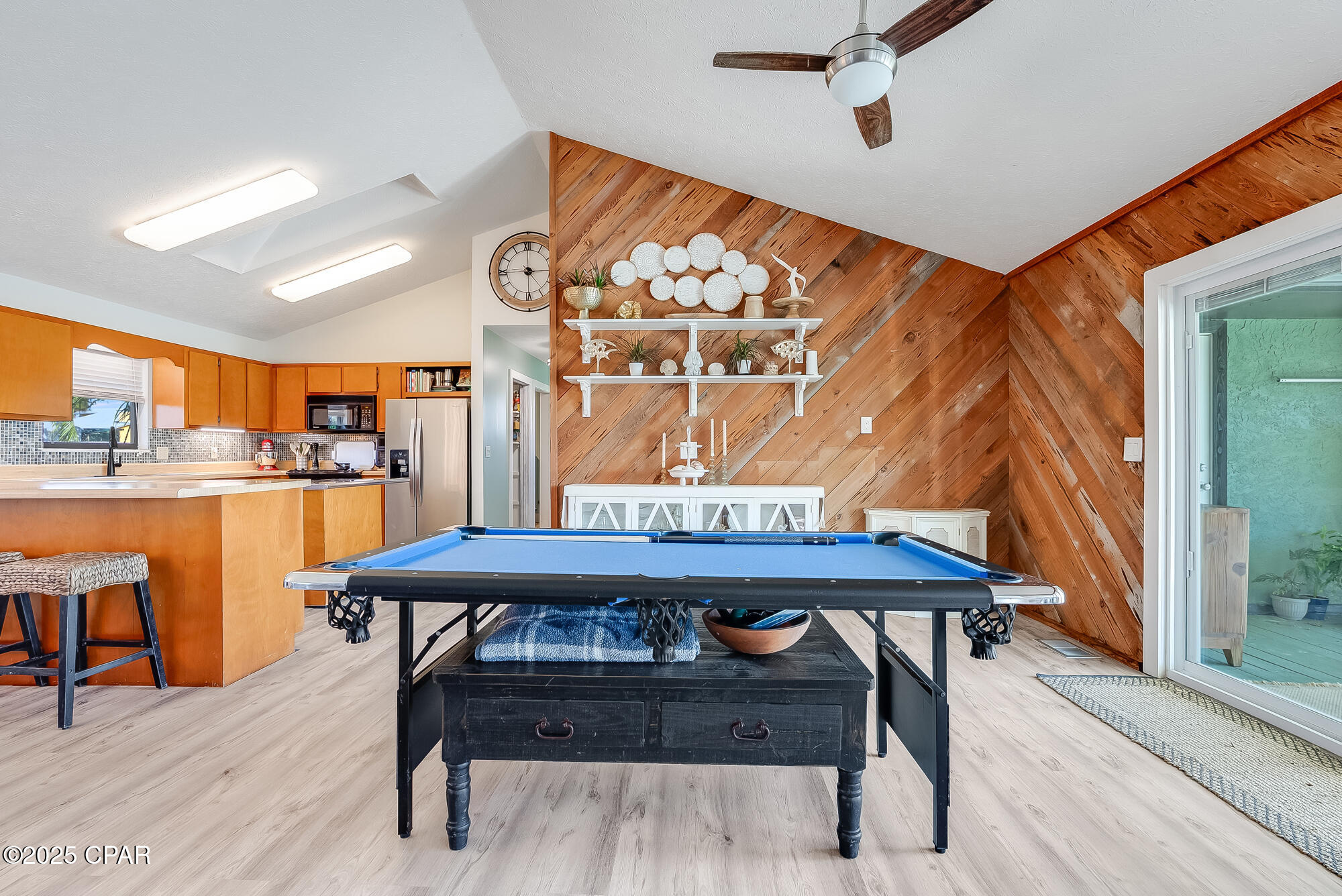 Image 17 For 643 Berthe Avenue