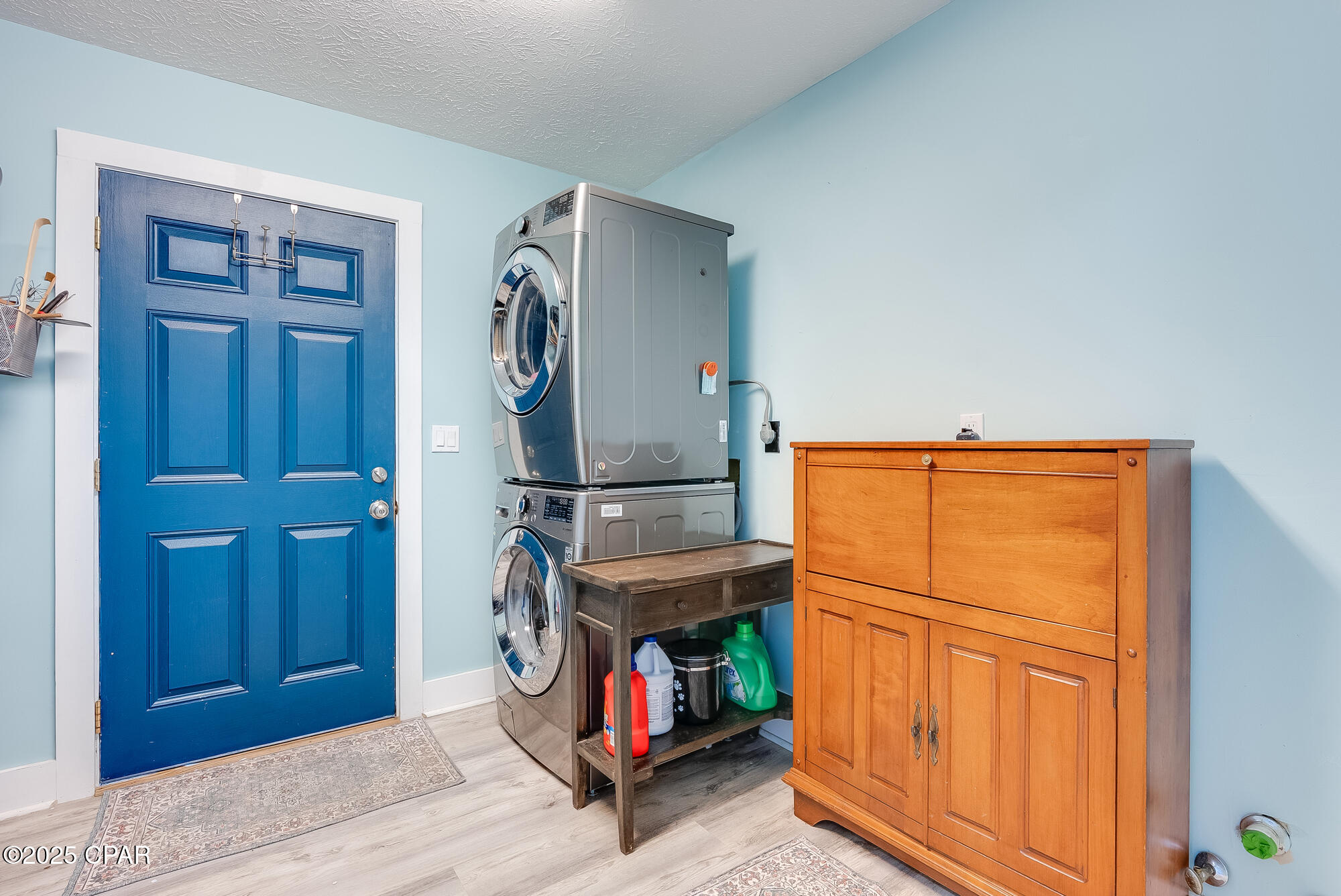 Image 42 For 643 Berthe Avenue