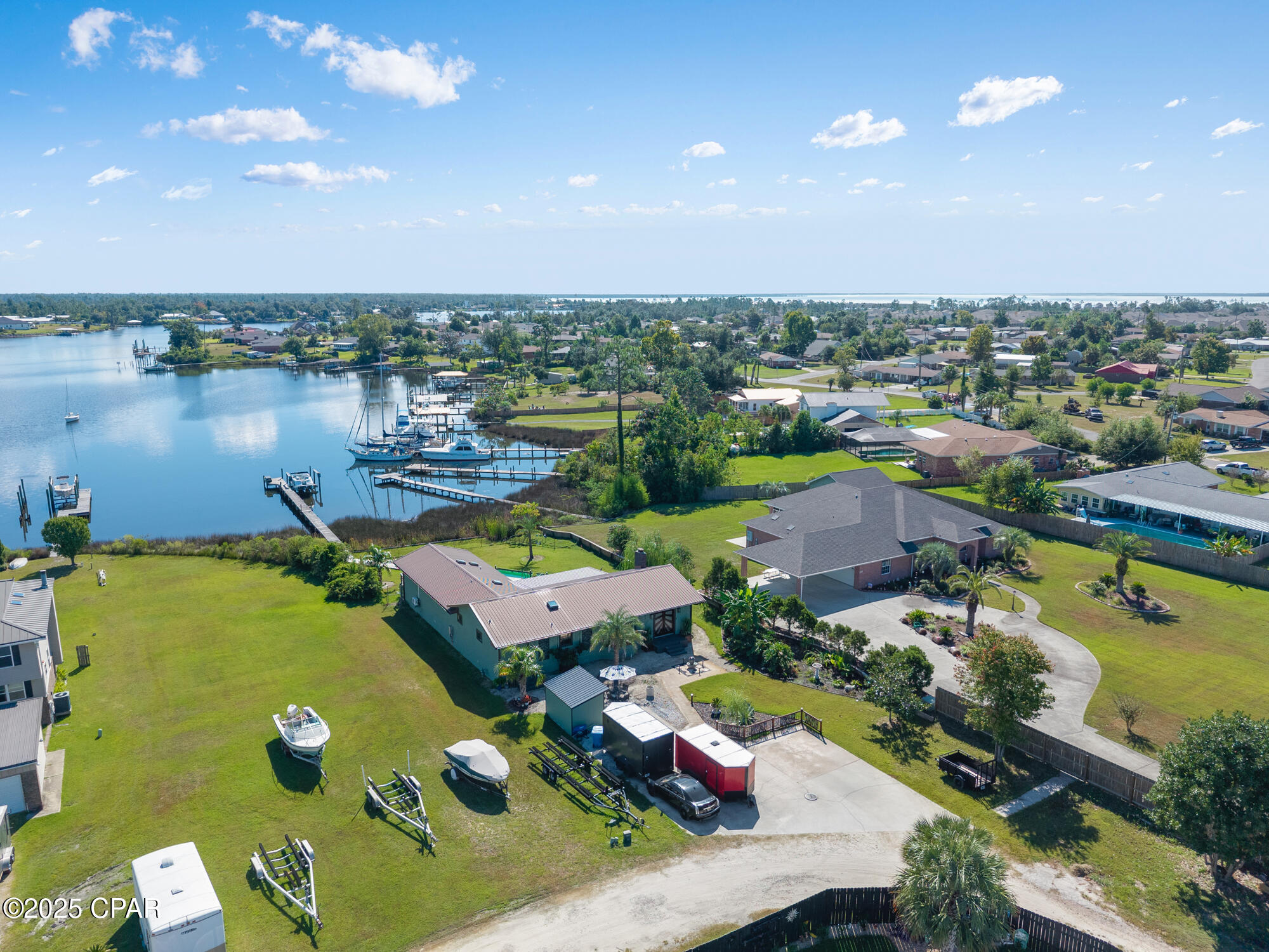 Image 5 For 643 Berthe Avenue