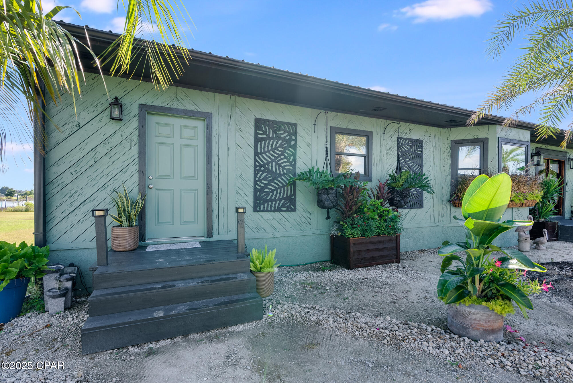 Image 9 For 643 Berthe Avenue