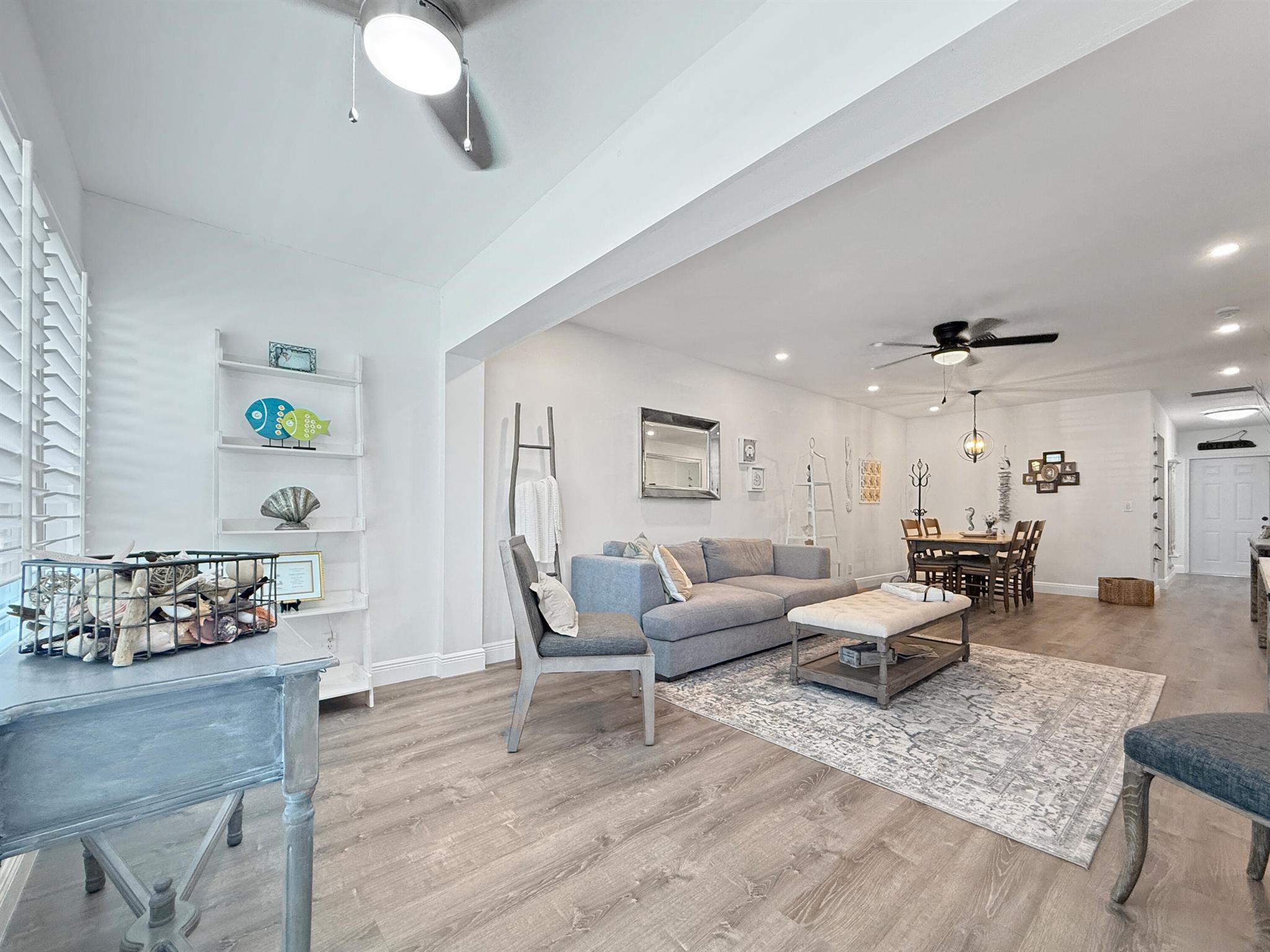 Pines Of Delray Condo