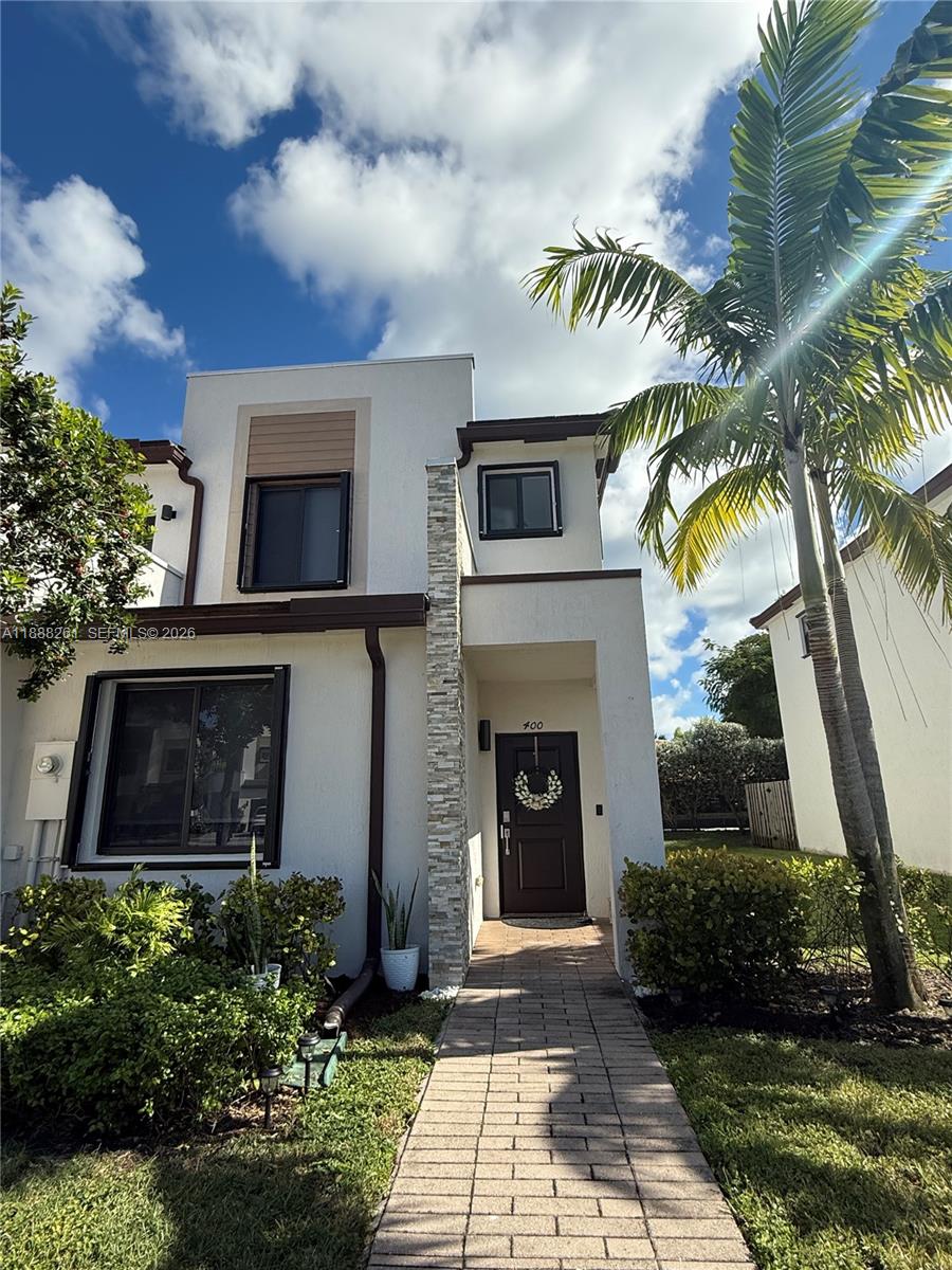 Via Ventura Neighborhood