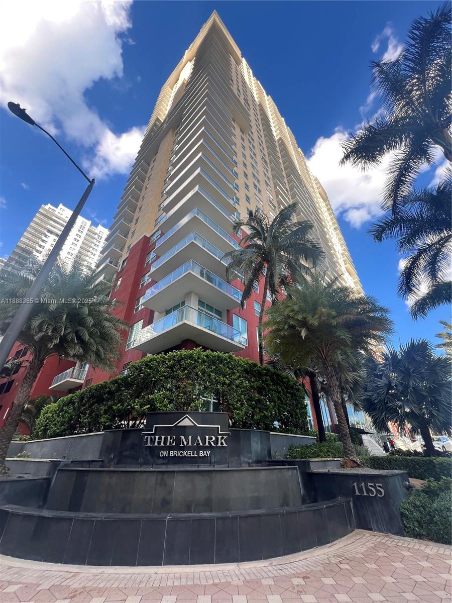 Condo for Rent in Miami, FL