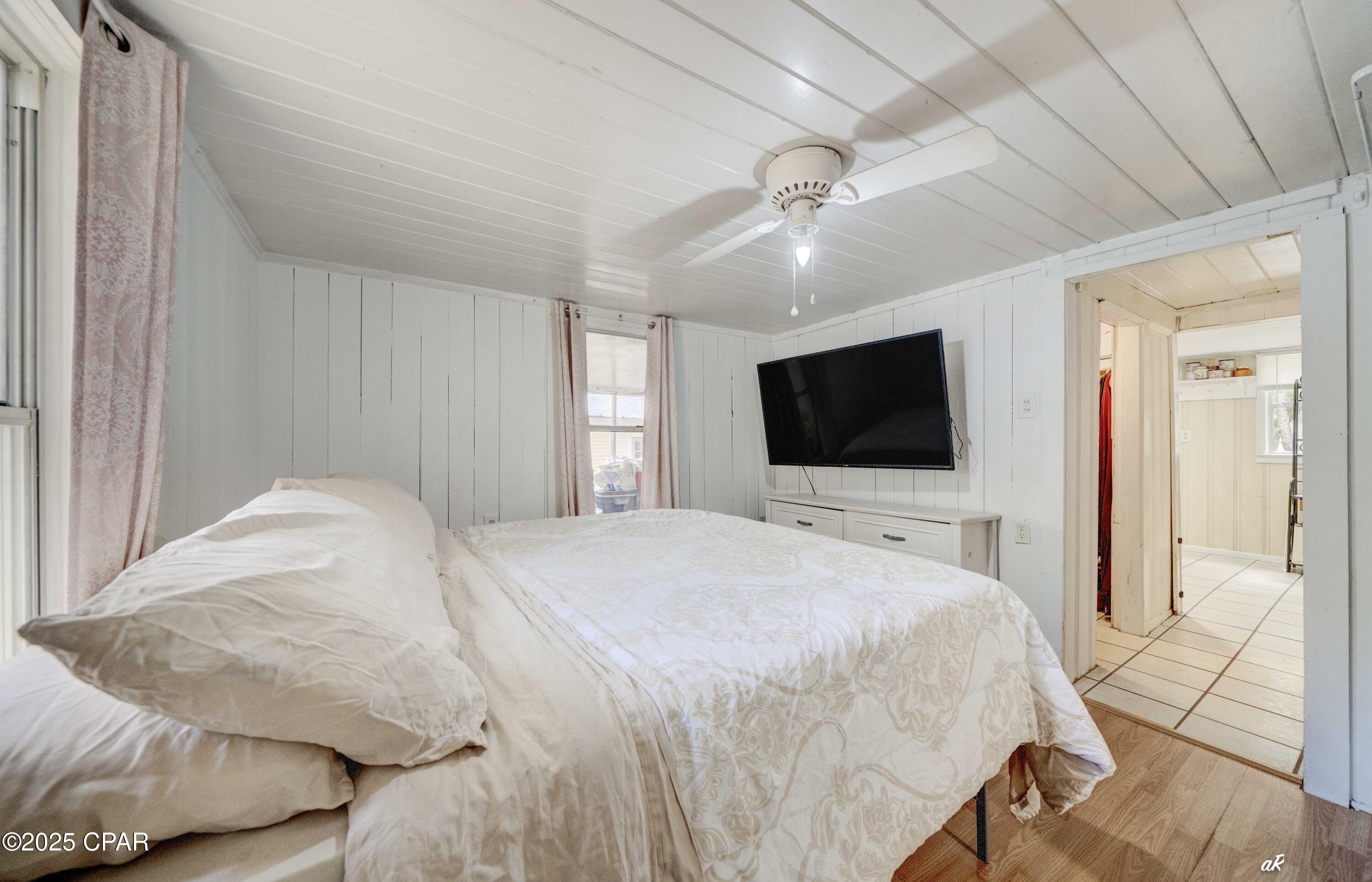 Image 20 For 815 Oakridge Road