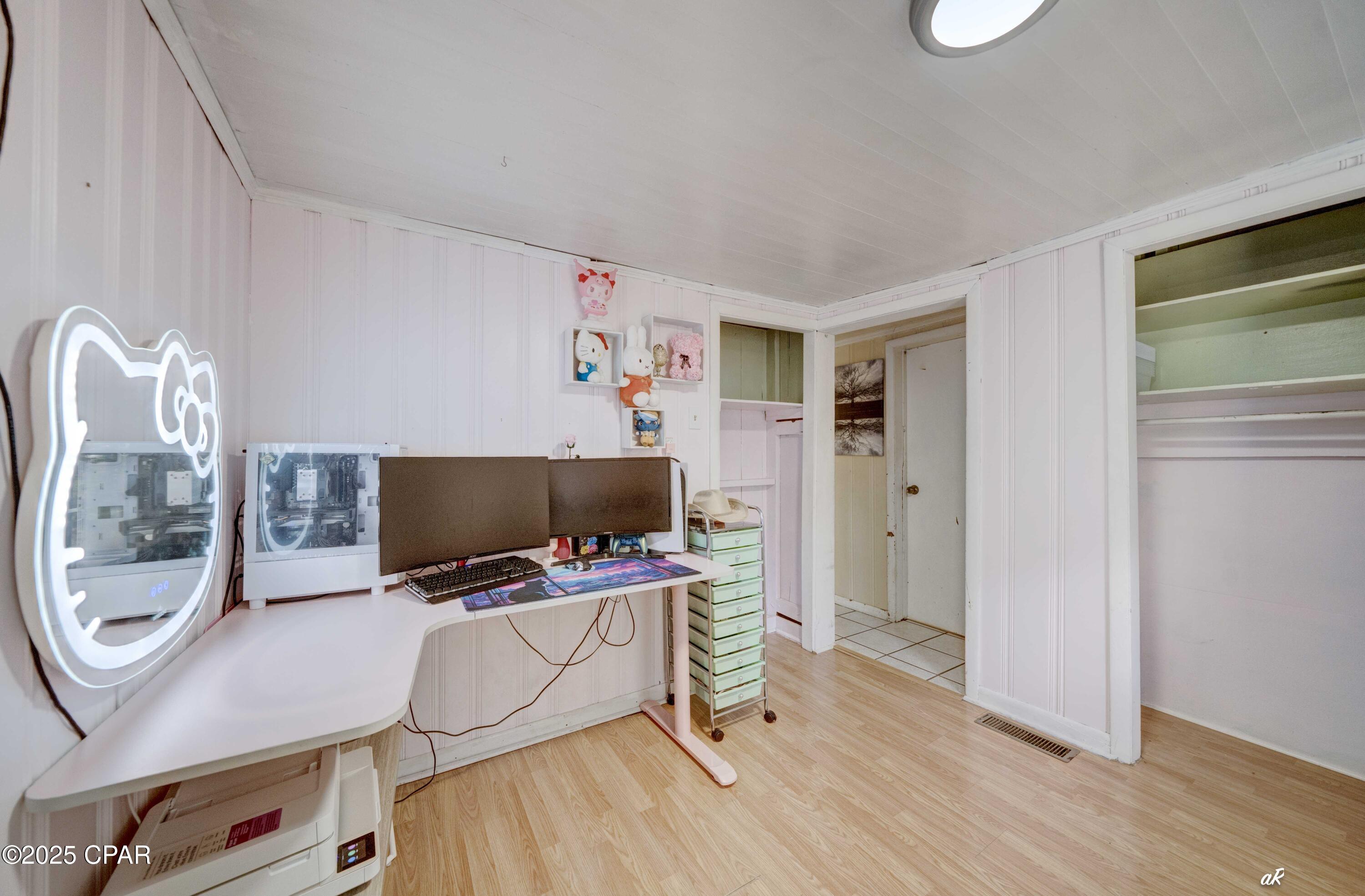 Image 21 For 815 Oakridge Road