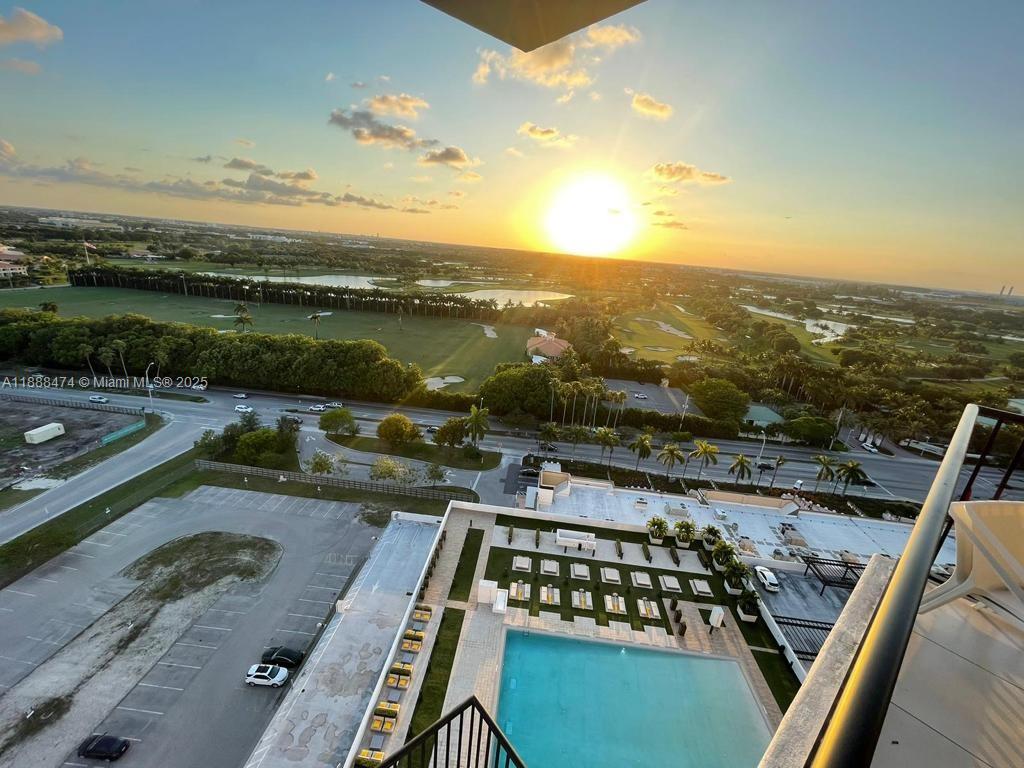 Condo for Sale in Doral, FL