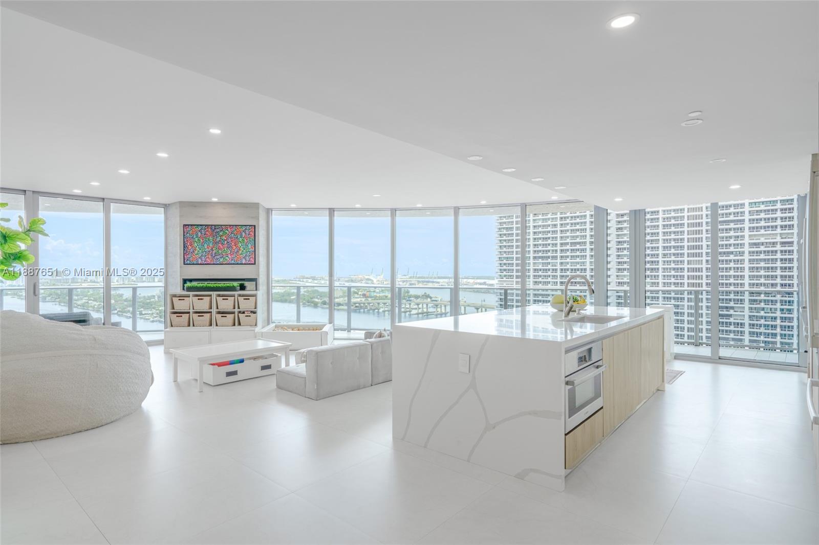 Condo for Rent in Miami, FL