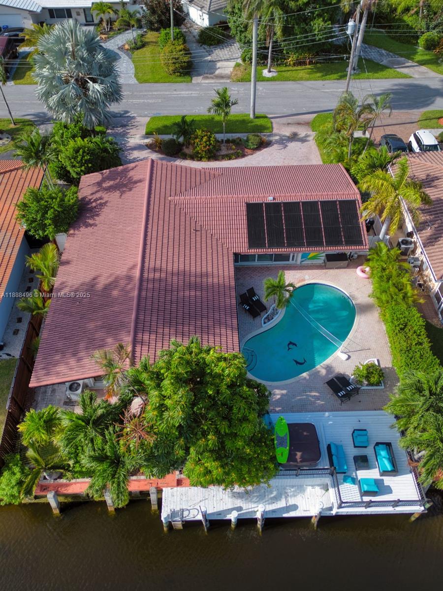 Homes for sale in Fort Lauderdale, FL | 5830 Ne 14th Rd, Fort Lauderdale, FL 33334 | MLS# A11888496
