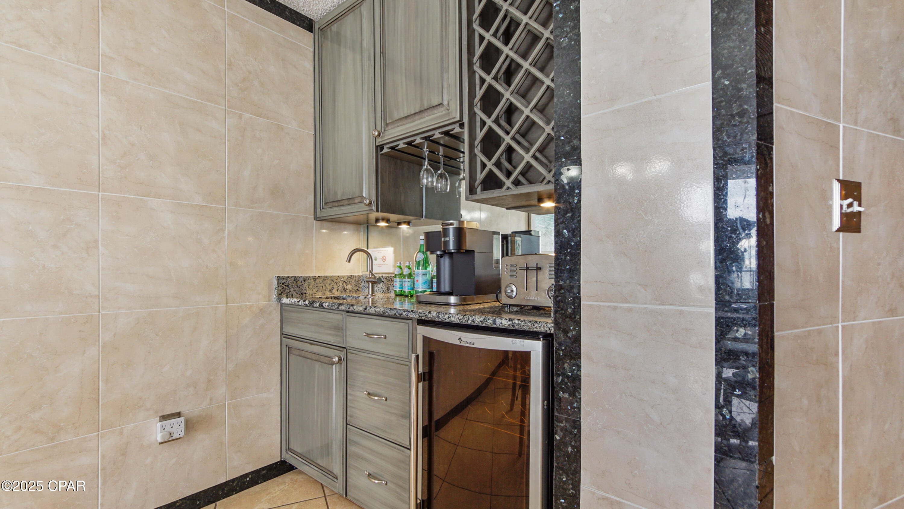 Image 16 For 11619 Front Beach Road 405