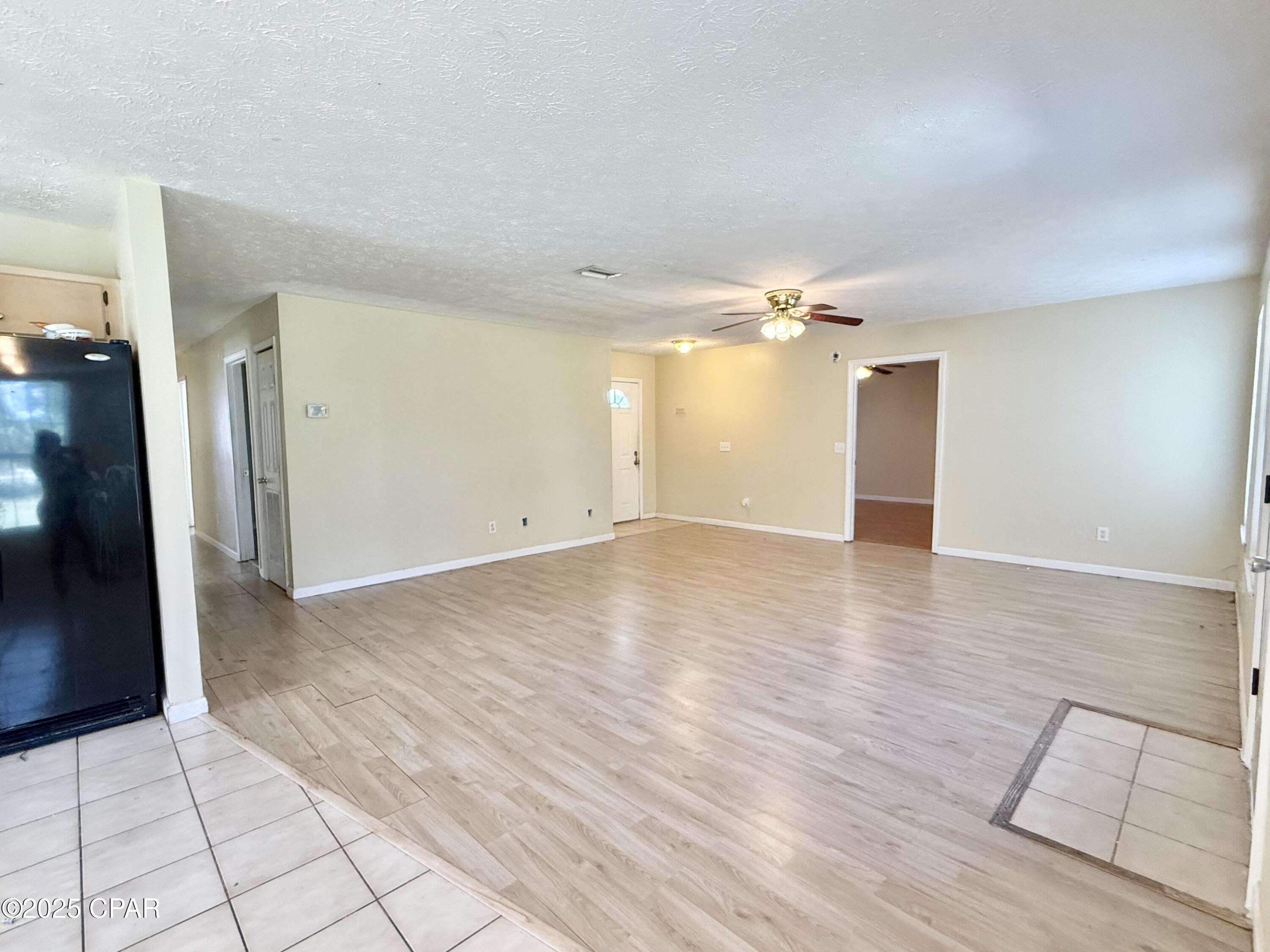 Image 7 For 918 Center Avenue