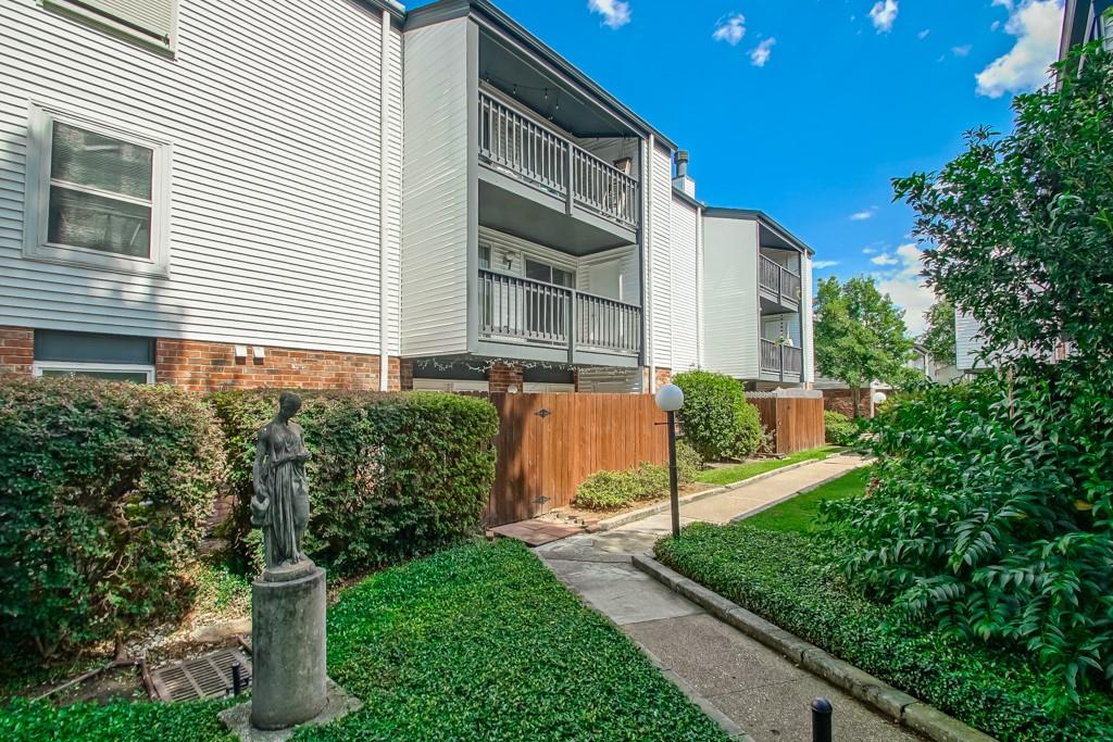 Homes for sale in Harahan, LA | 832 S Clearview Pkwy #224, Harahan, LA 70123 | MLS# 2524026