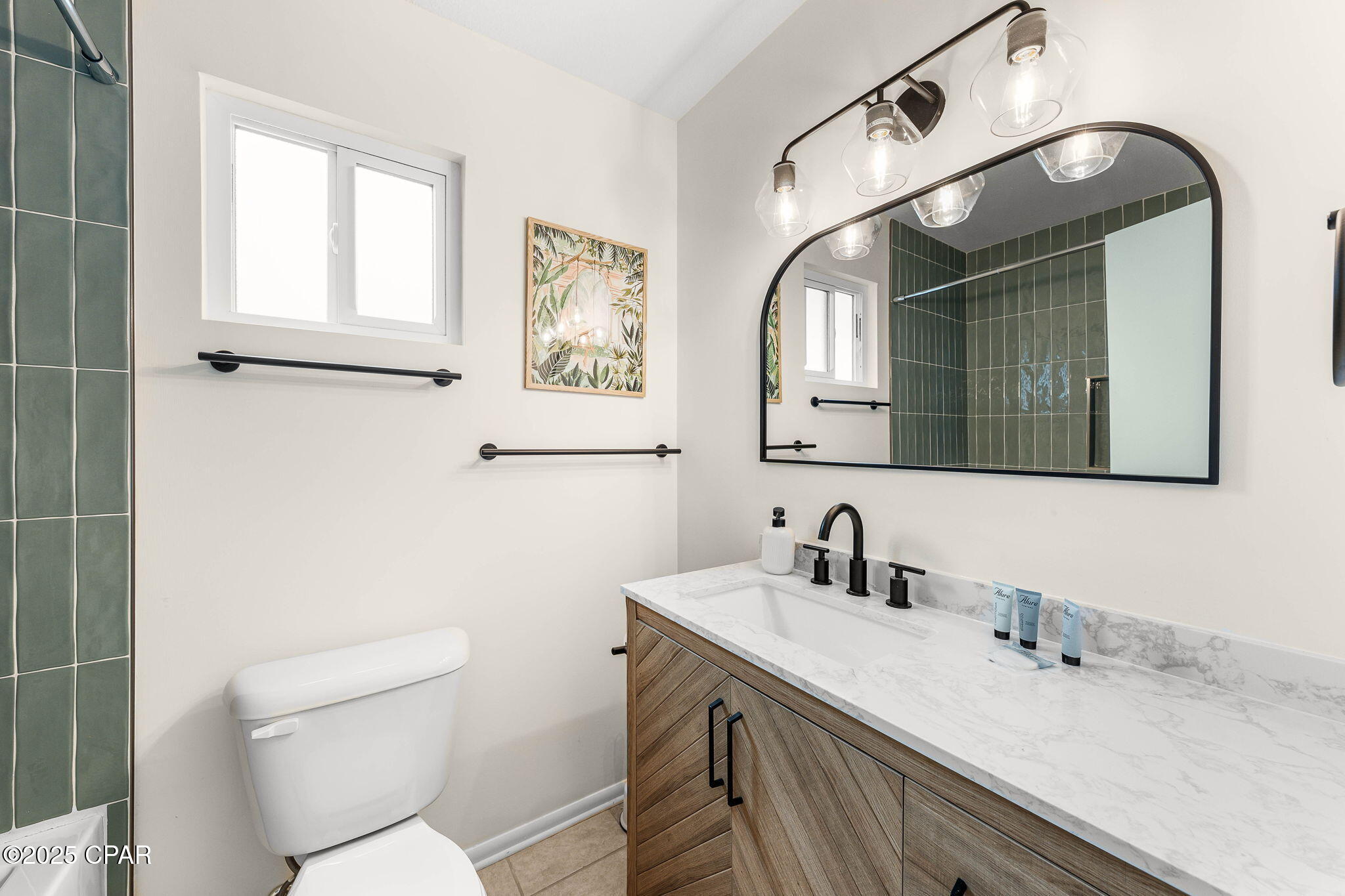 Image 21 For 203 Romanza Place