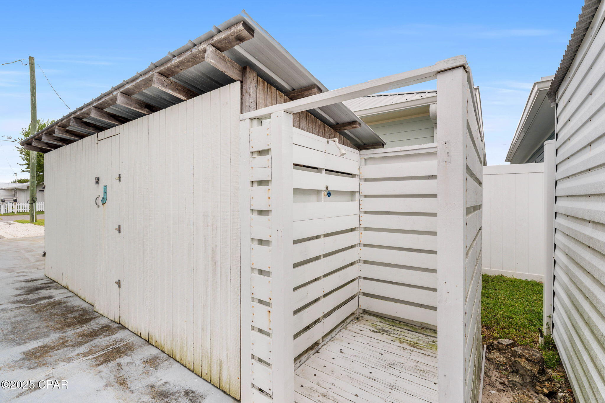 Image 29 For 203 Romanza Place