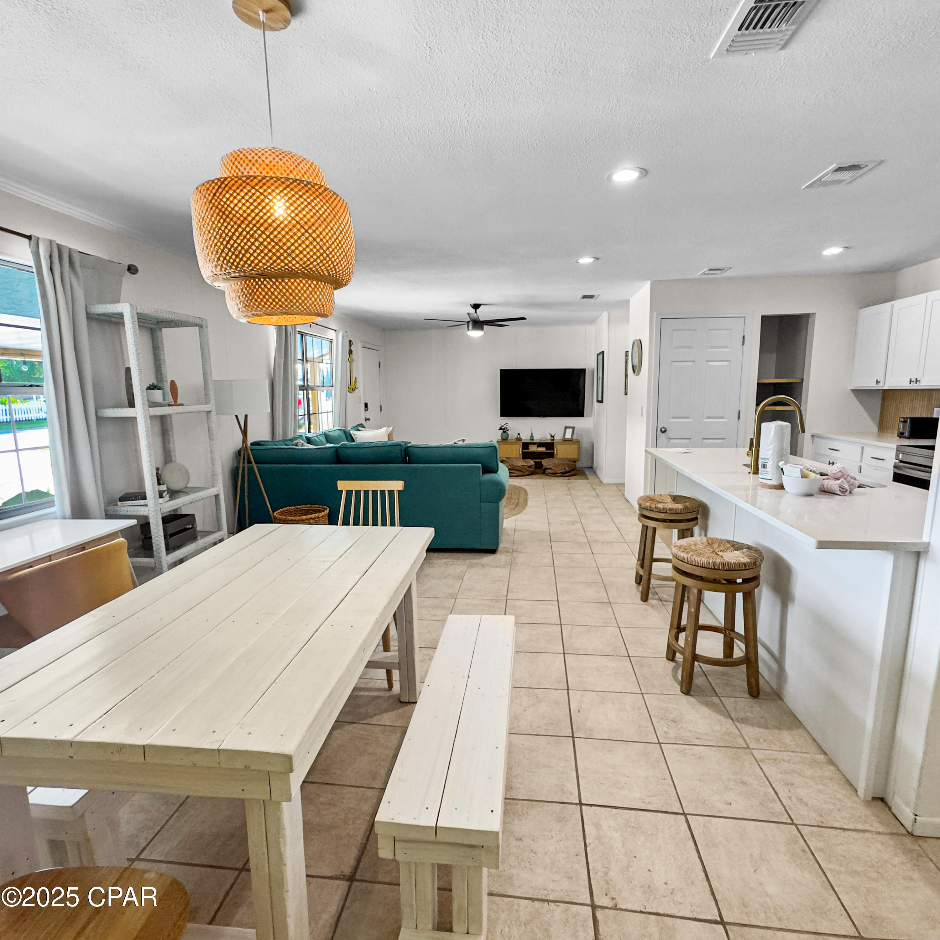 Image 6 For 203 Romanza Place