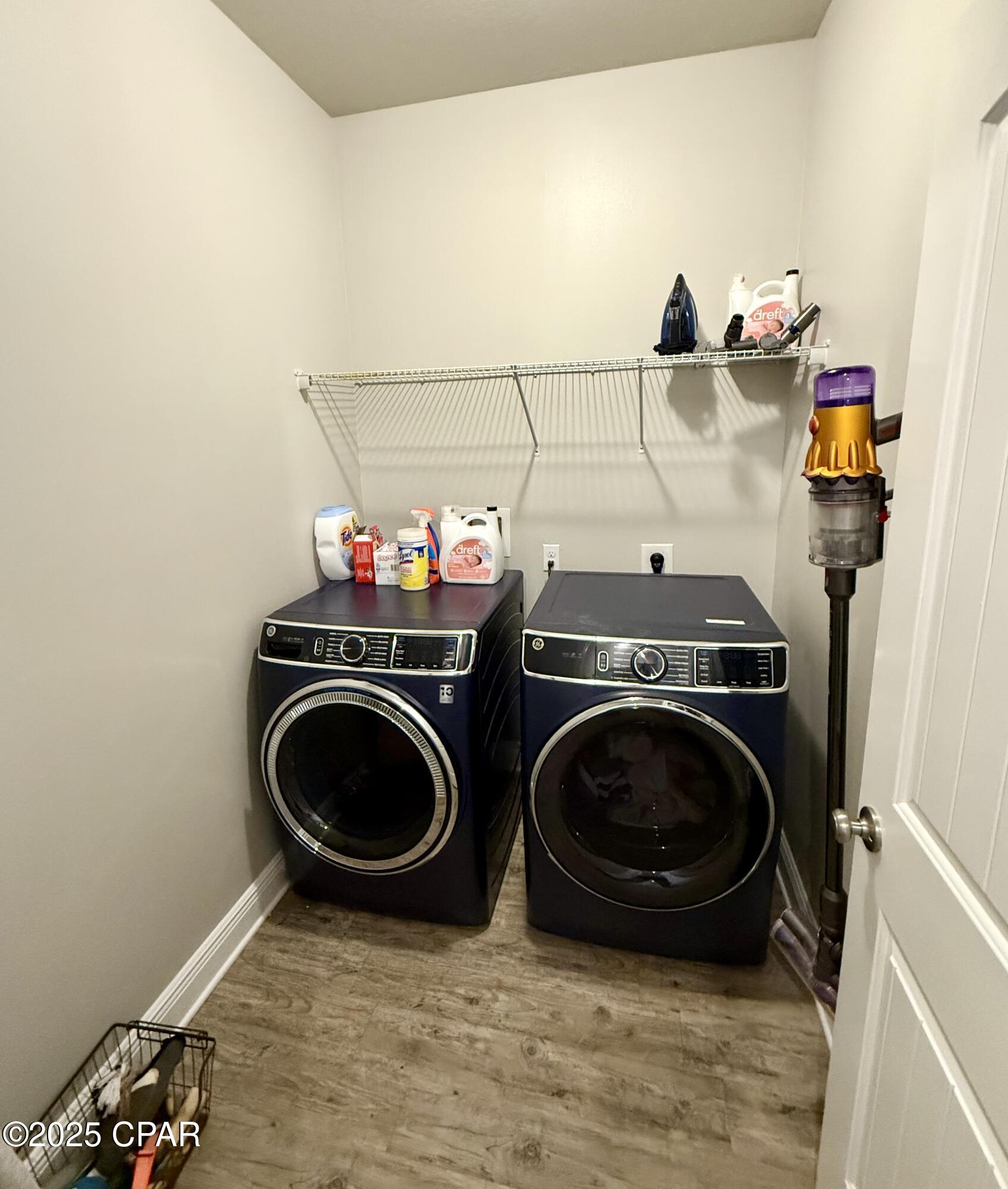 Image 20 For 130 Confidence Way