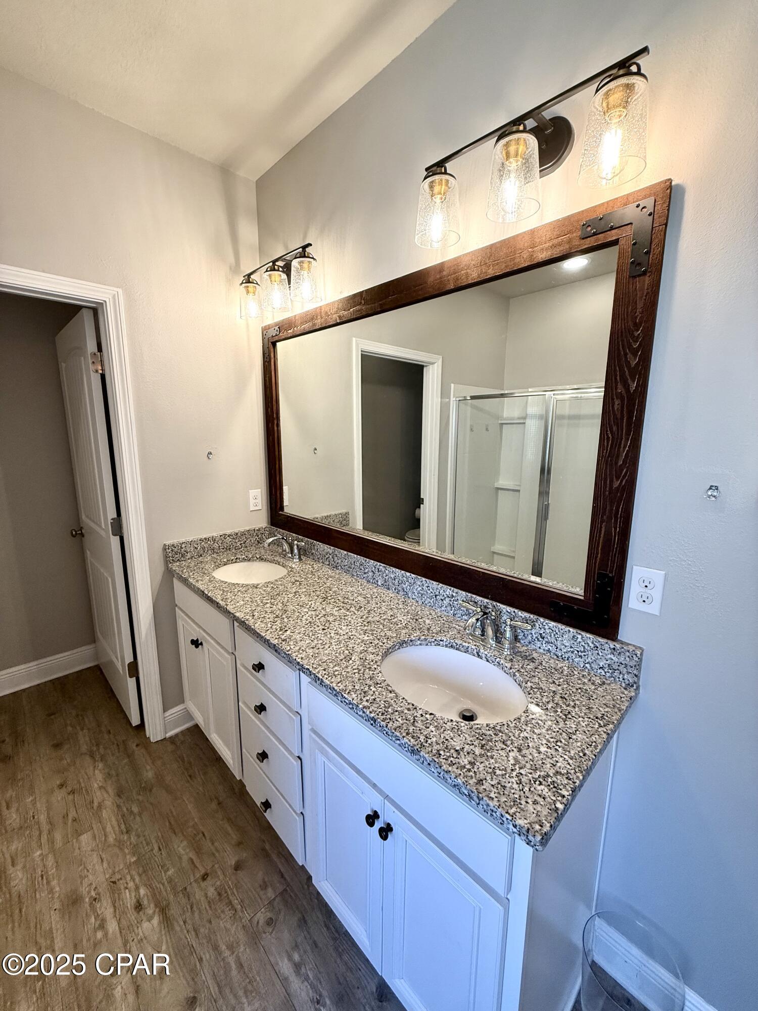 Image 25 For 130 Confidence Way