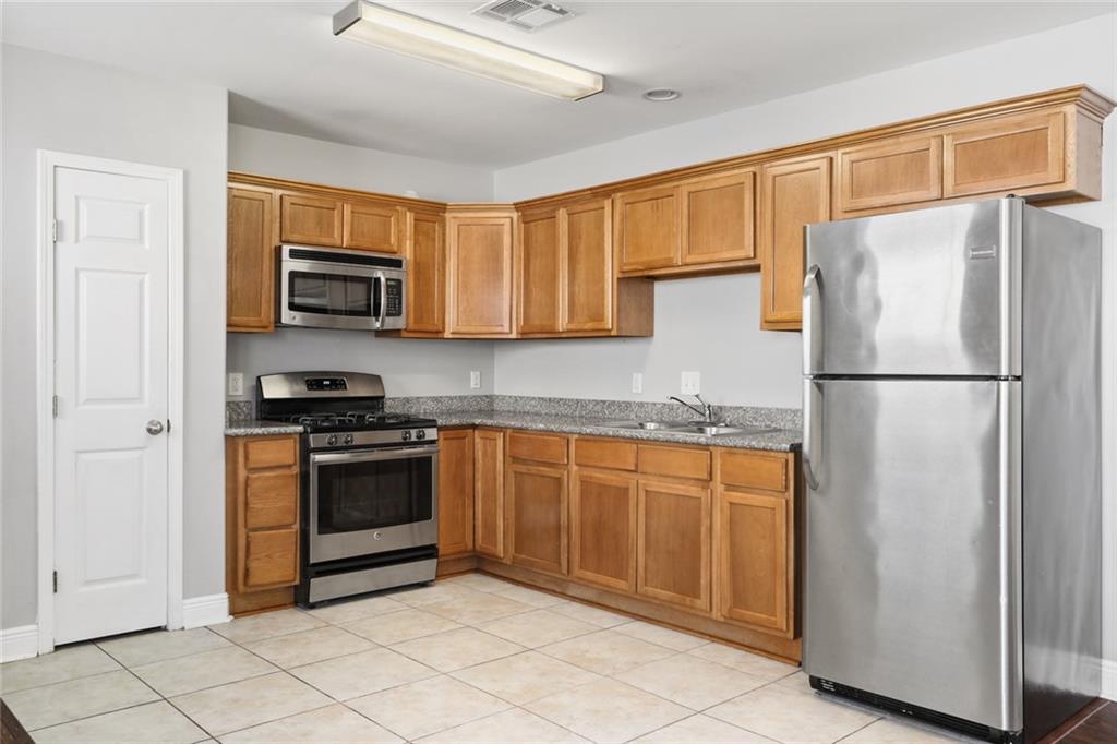 1554 Mandolin Street