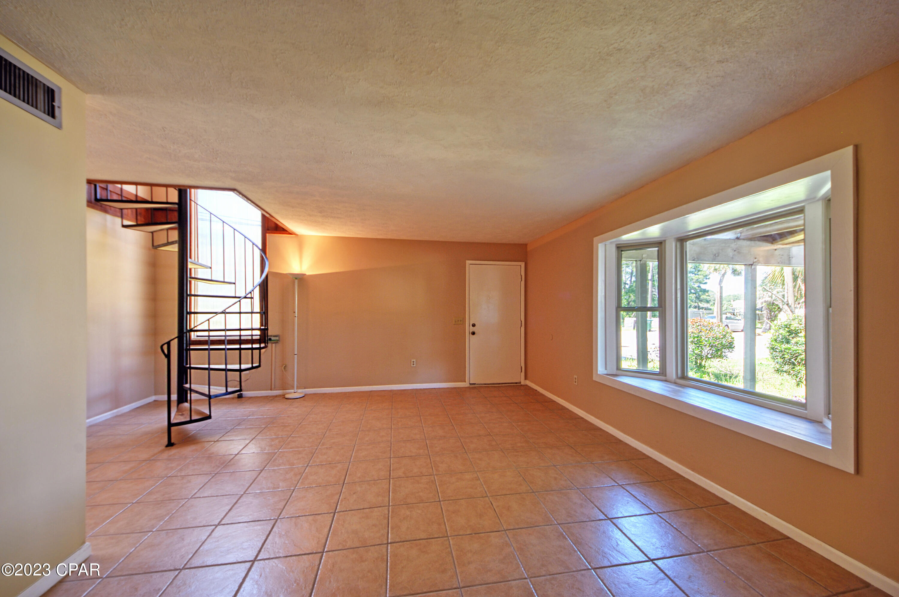 Image 11 For 7129 Lagoon Drive