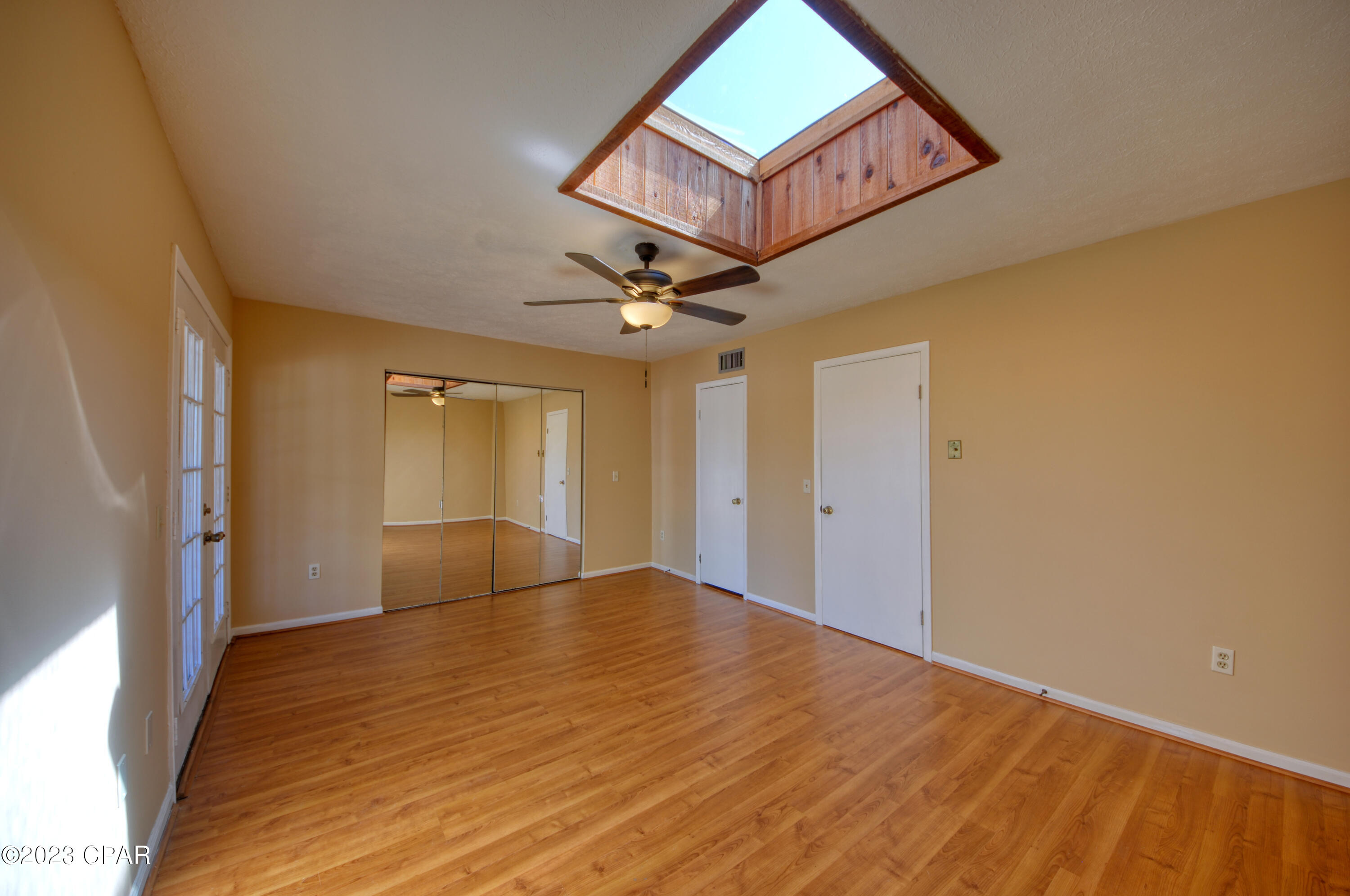 Image 21 For 7129 Lagoon Drive