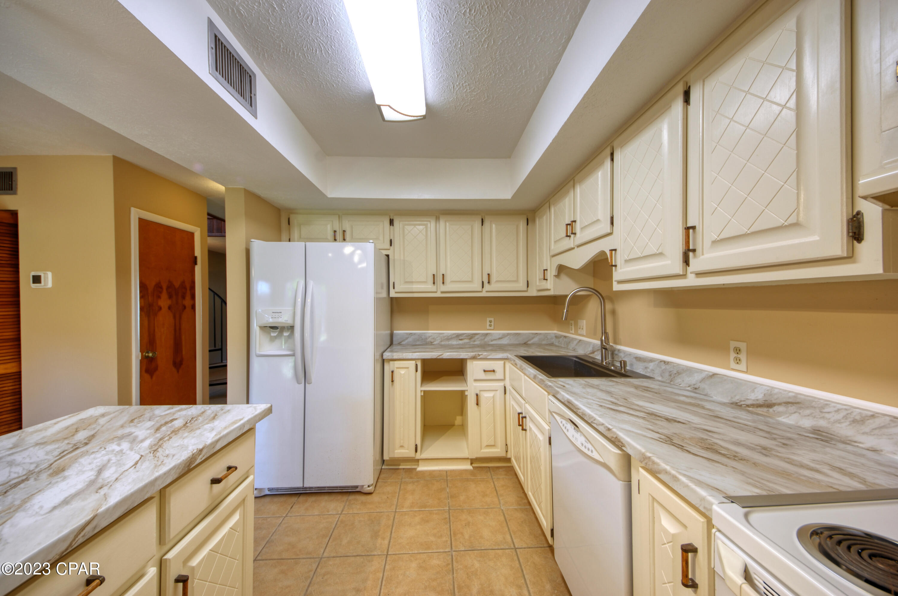 Image 4 For 7129 Lagoon Drive