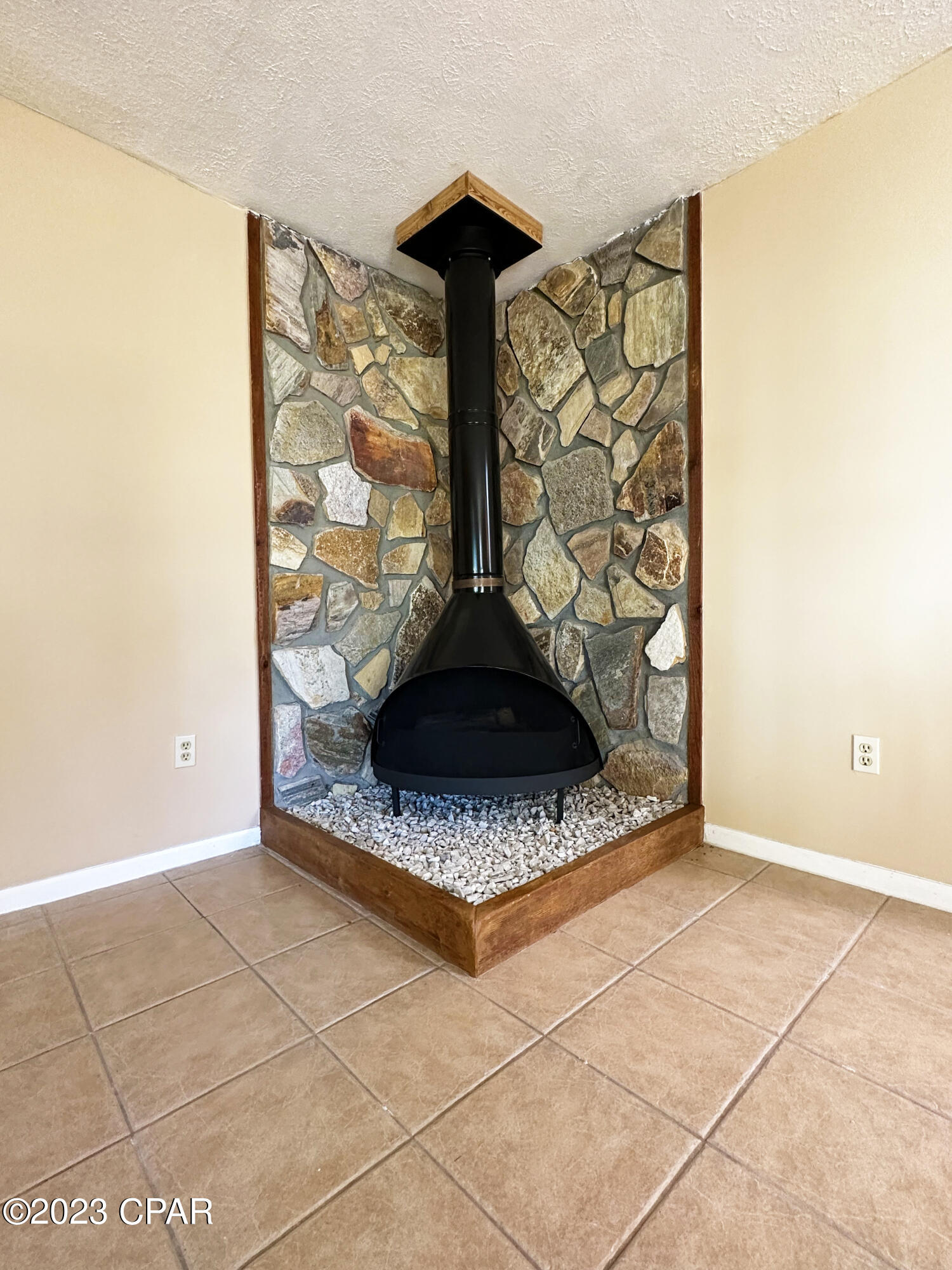 Image 9 For 7129 Lagoon Drive