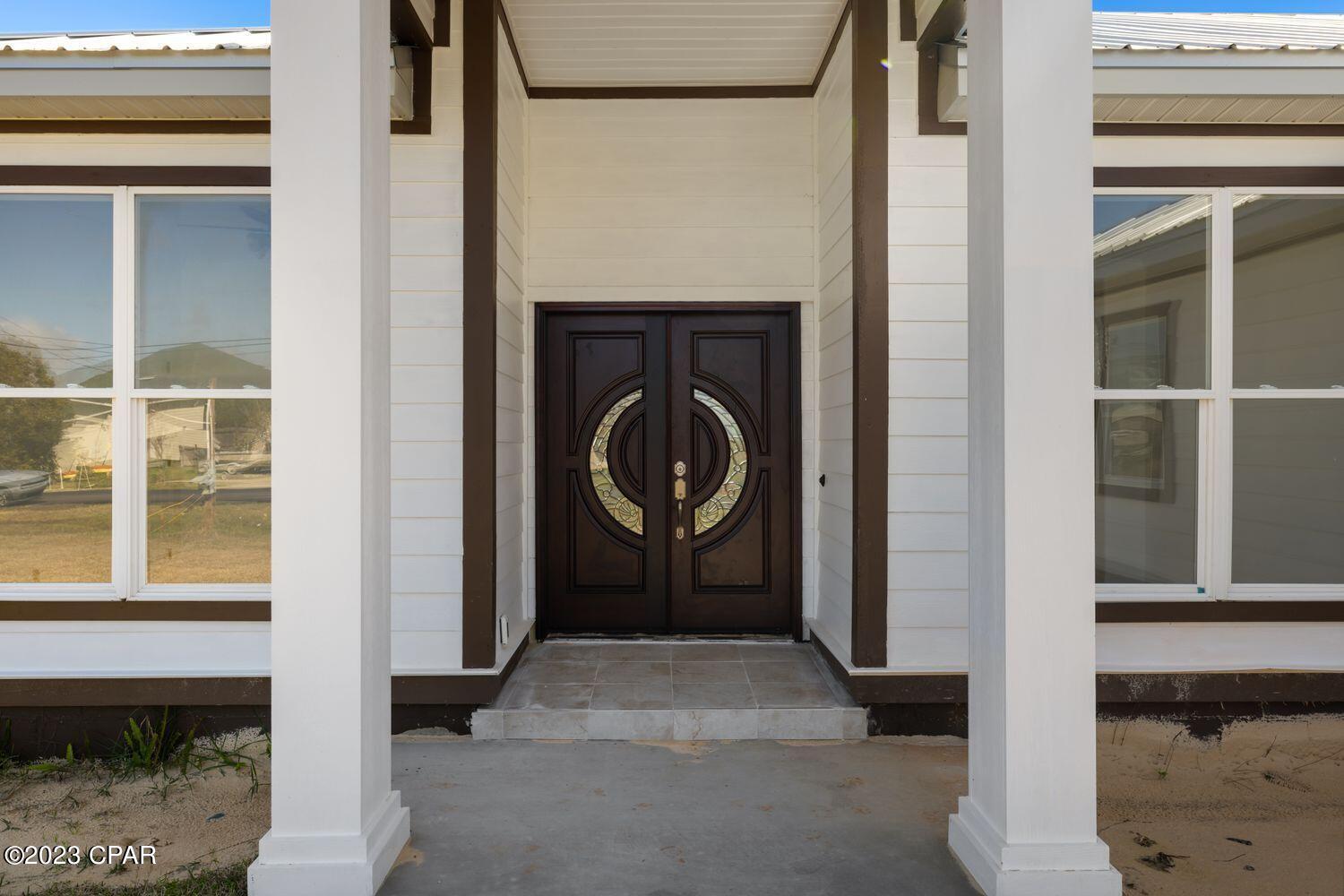 Image 4 For 1043 Plantation Drive