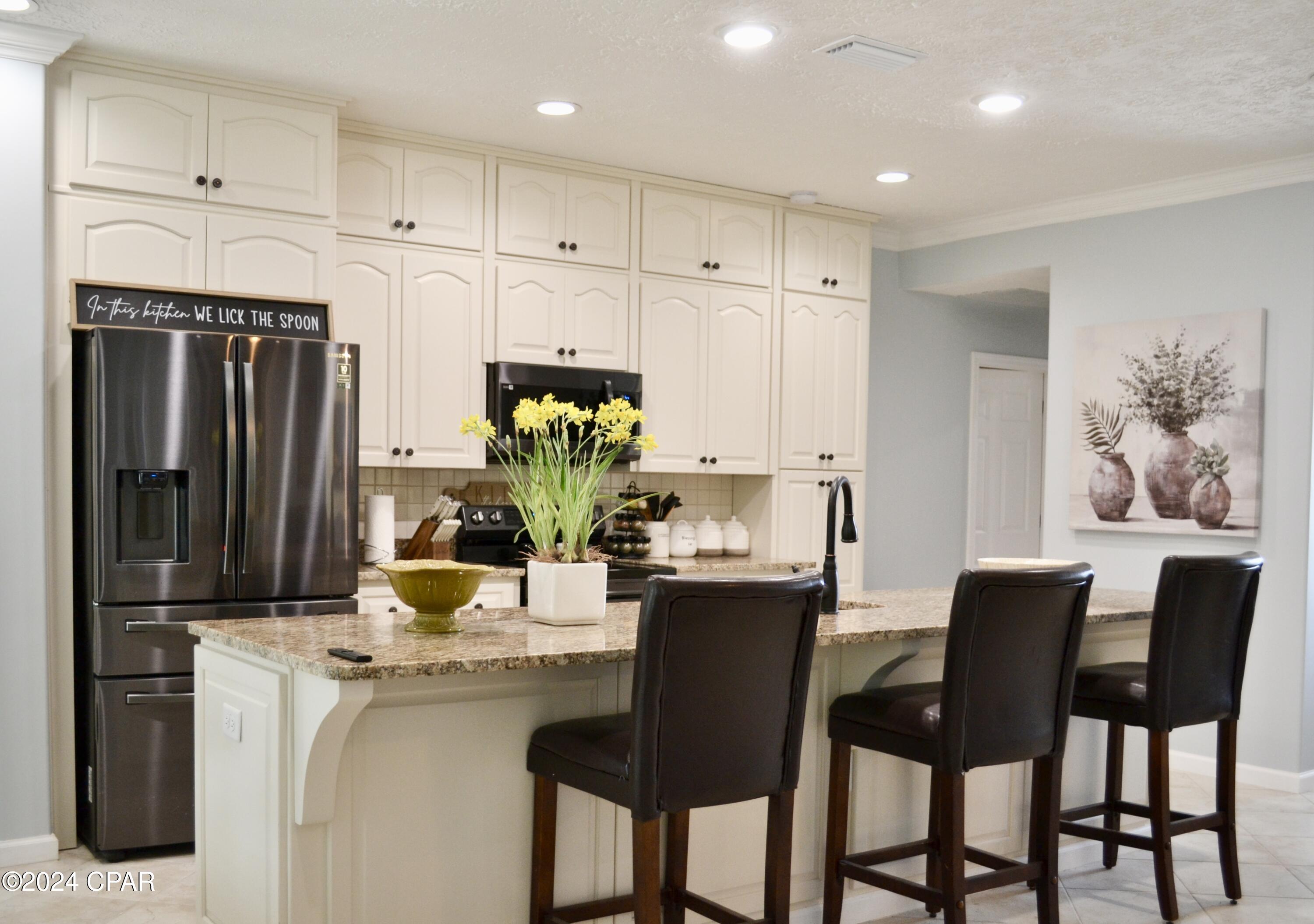 Image 5 For 1043 Plantation Drive