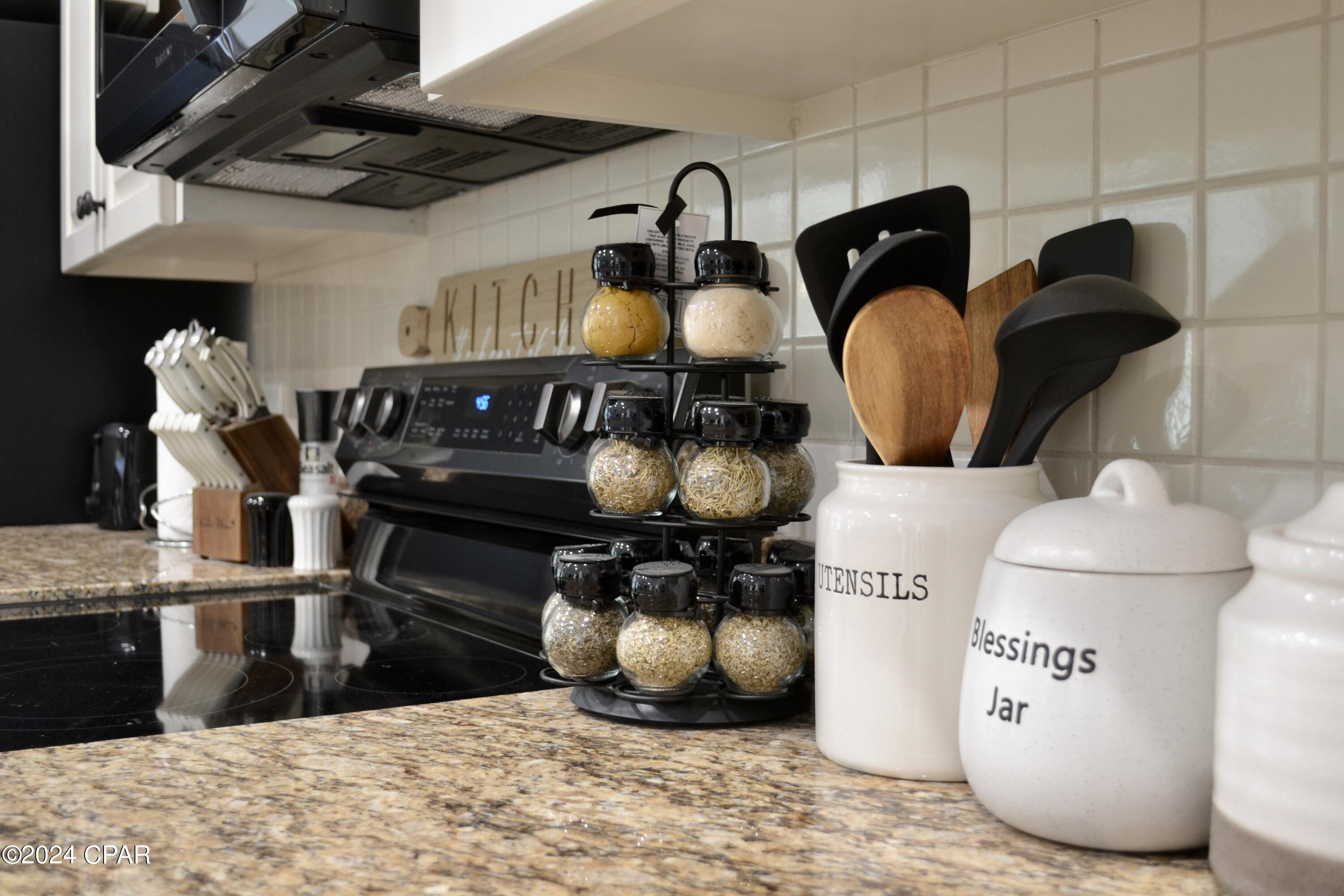 Image 6 For 1043 Plantation Drive