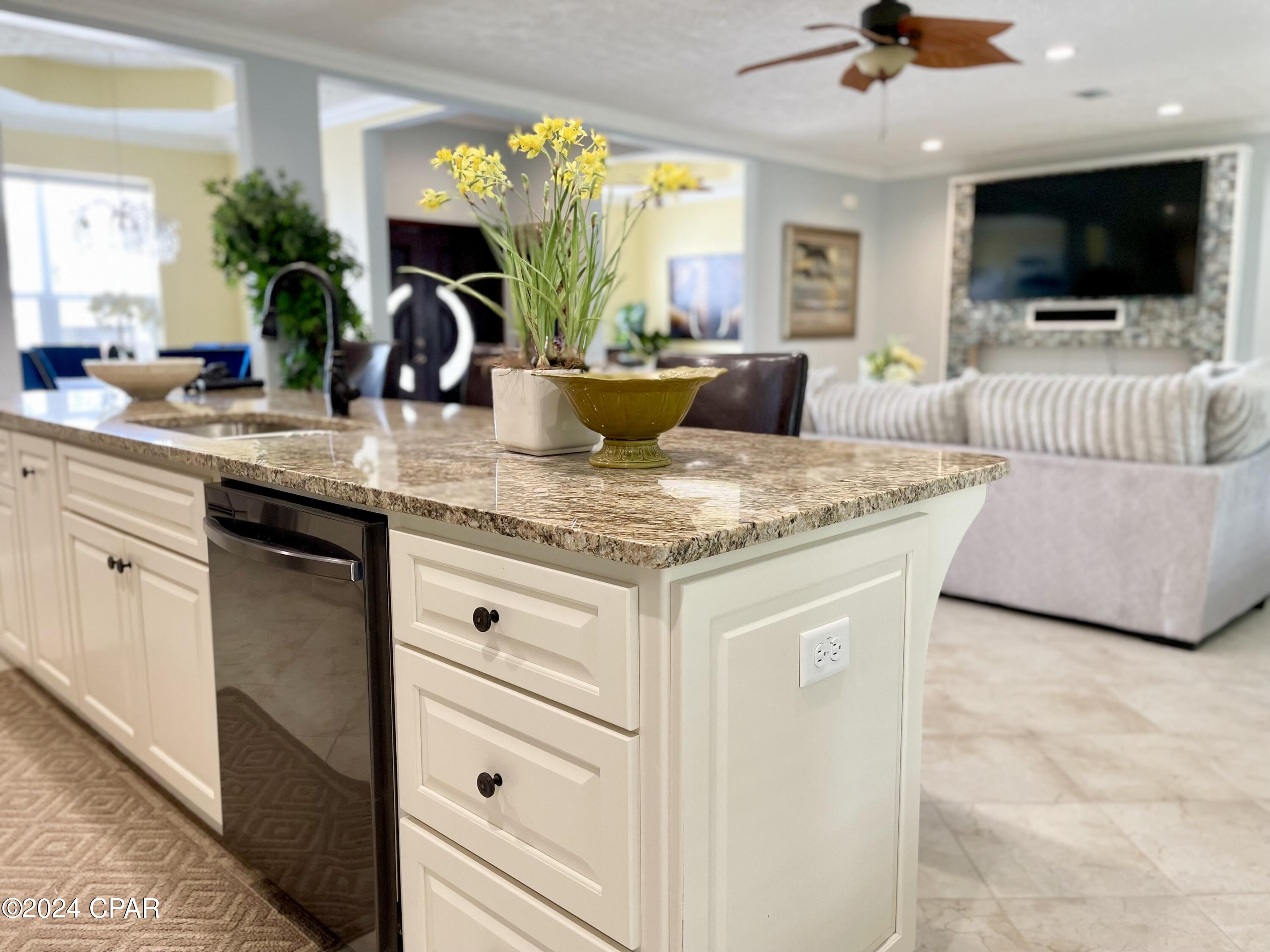 Image 9 For 1043 Plantation Drive