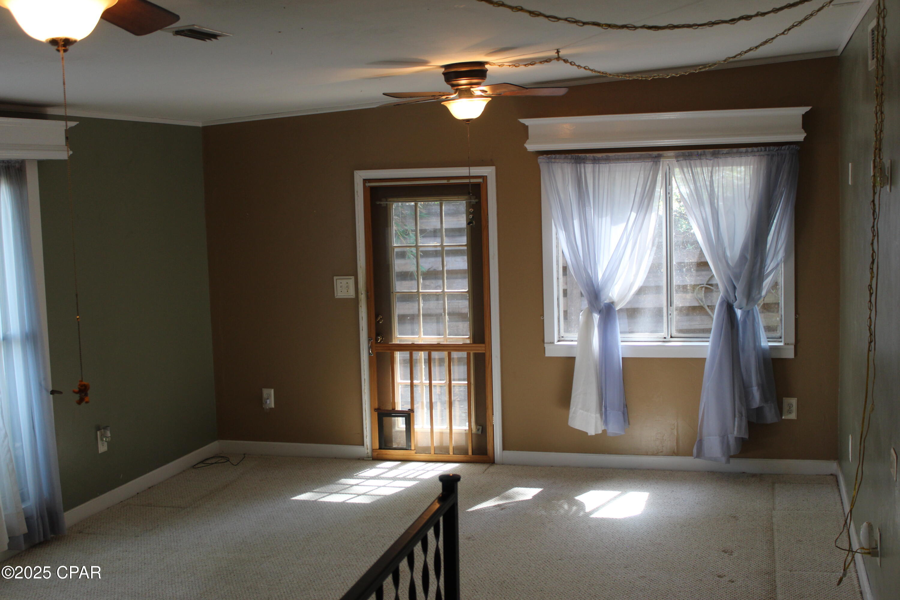 Listing photo id 28 for 2695 Marian Drive