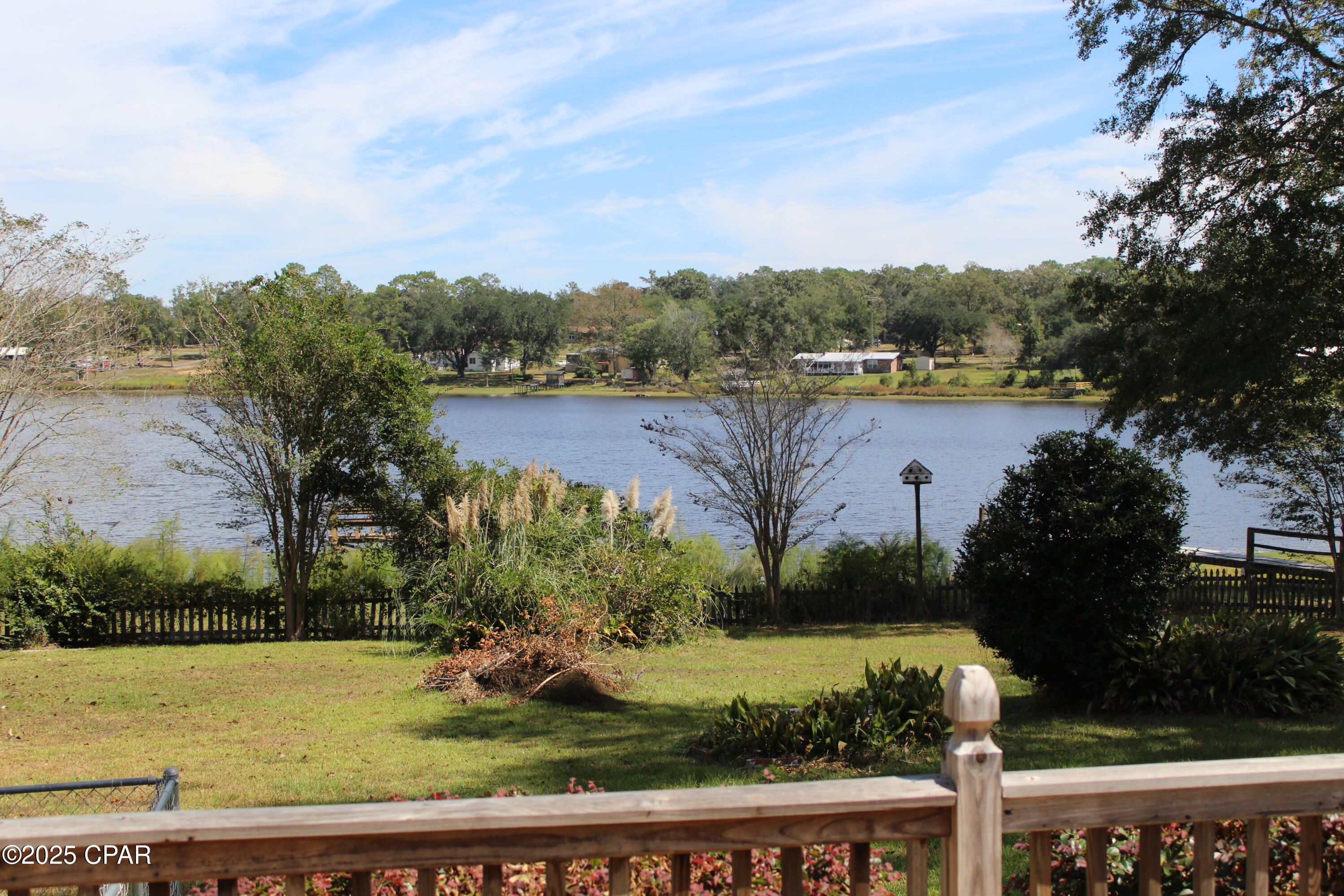 Listing photo id 49 for 2695 Marian Drive